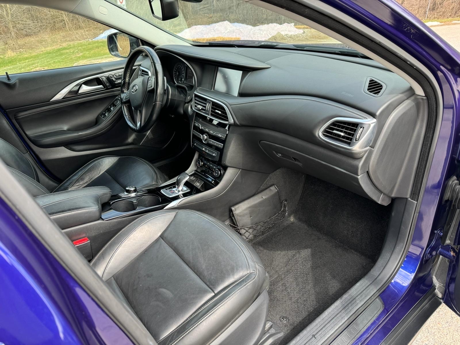 /canadacars/2017-INFINITI-QX30-3941698564121676.jpg