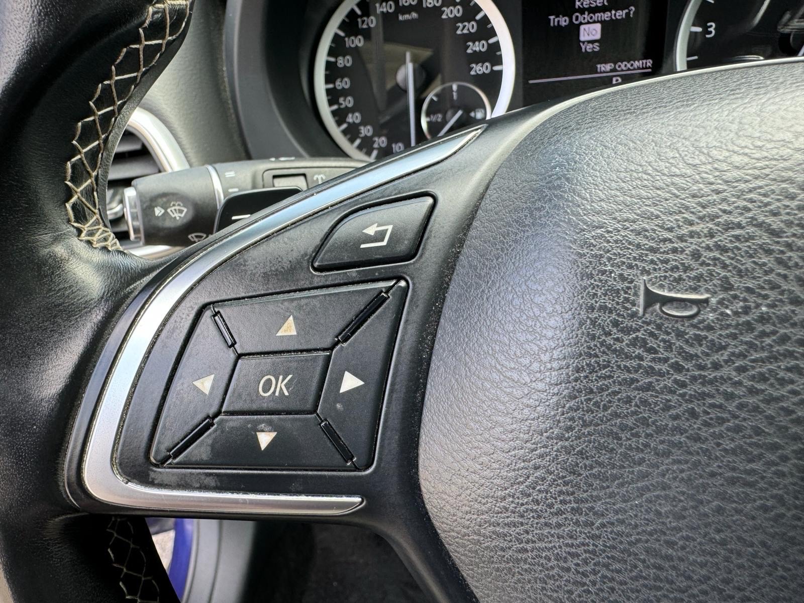 /canadacars/2017-INFINITI-QX30-4913199163516364.jpg