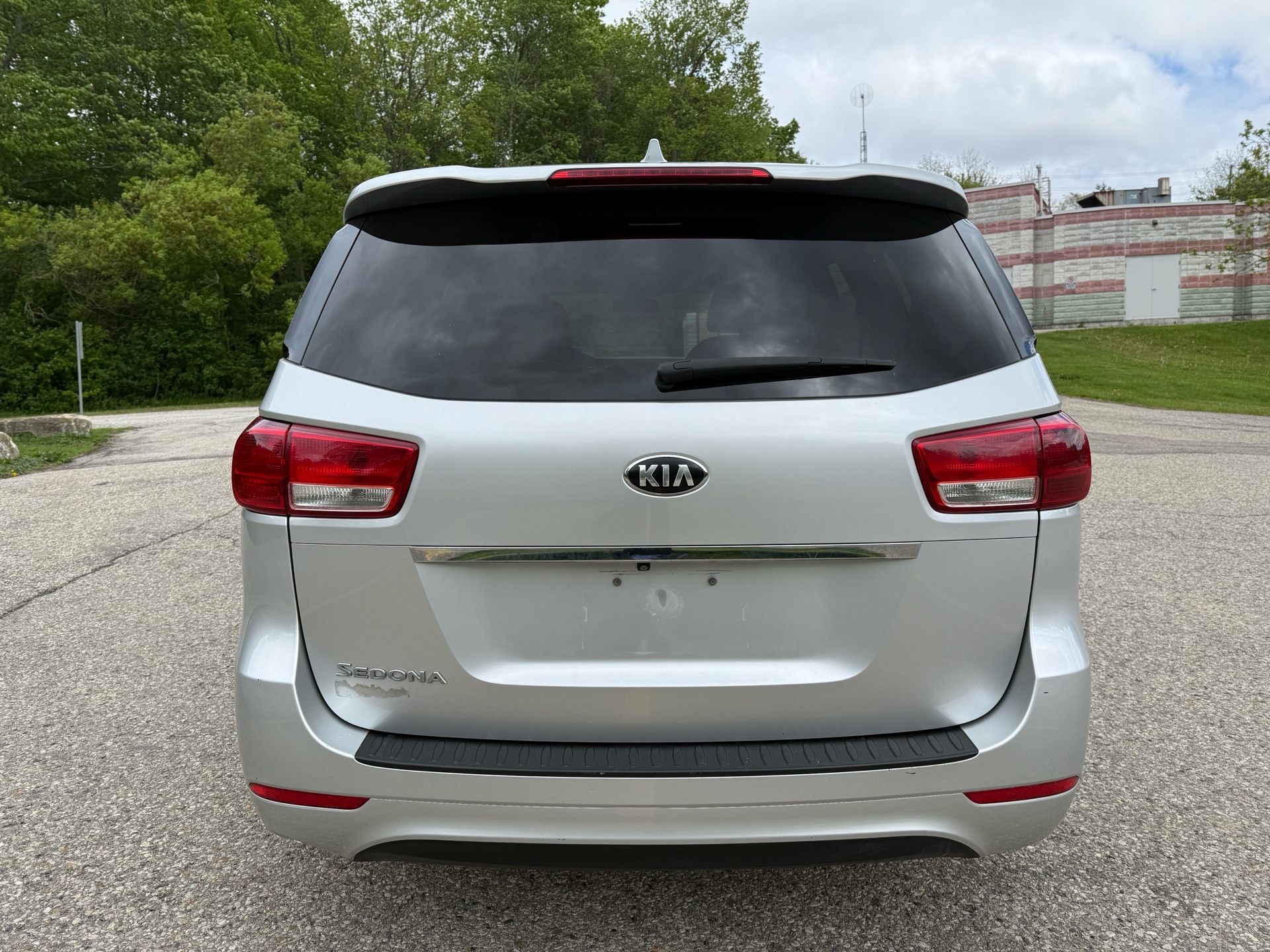 /canadacars/2017-Kia-Sedona-28959798837673567.jpg