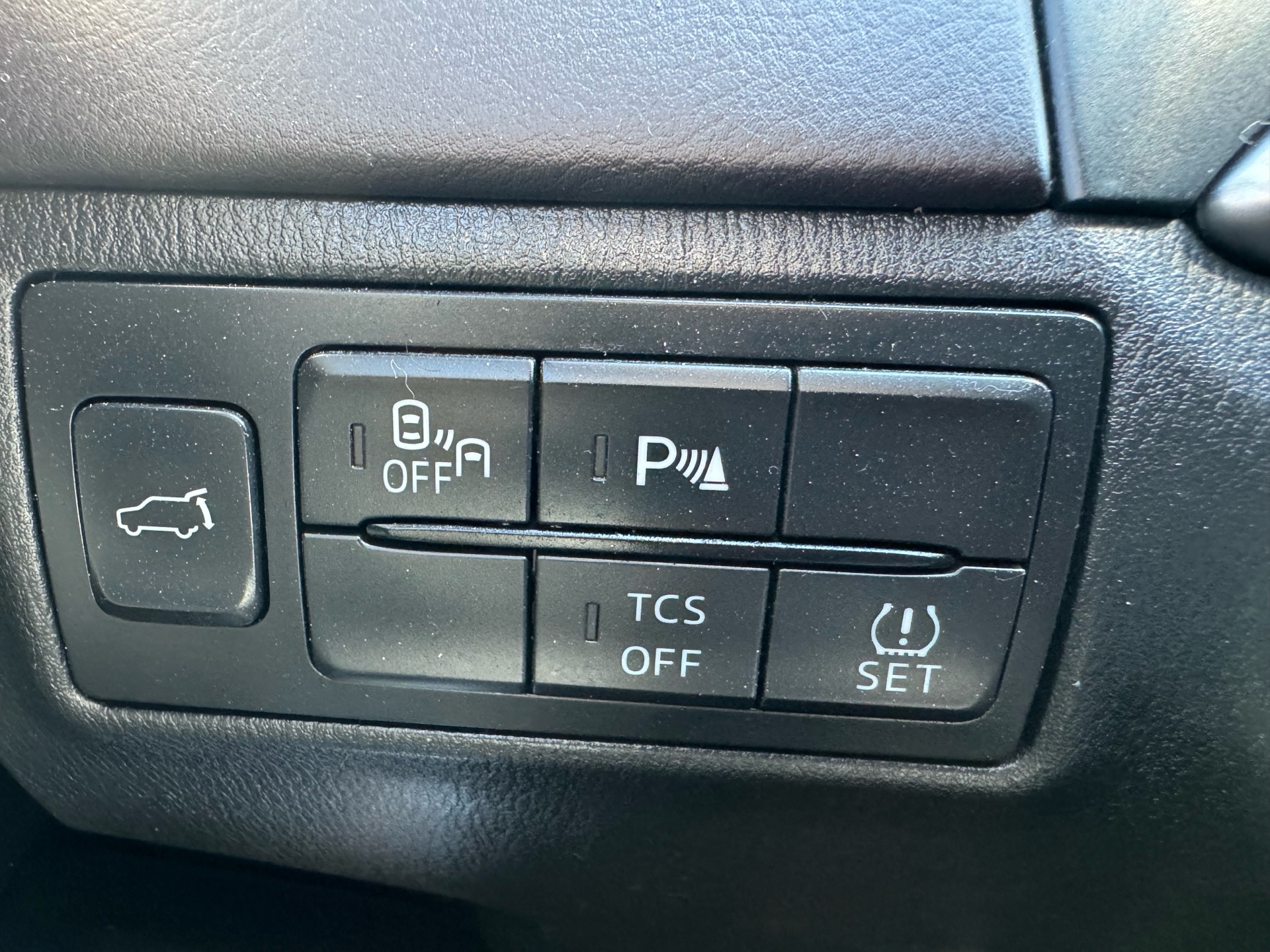 /canadacars/2017-Mazda-CX-9-37753097266964564.jpg