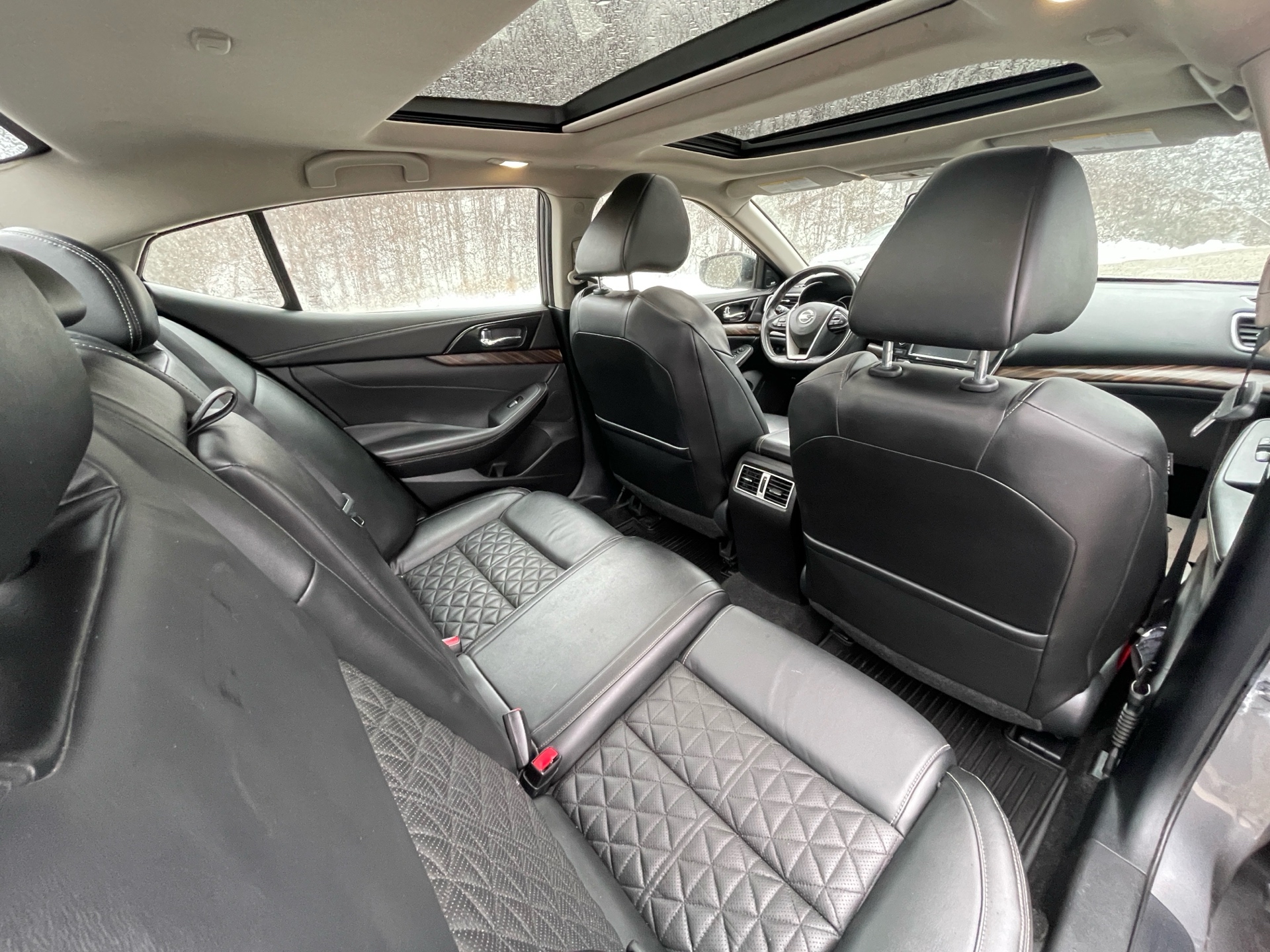 /canadacars/2017-Nissan-Maxima-3983043843428926.jpg