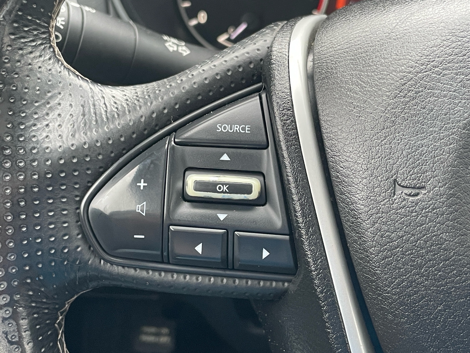 /canadacars/2017-Nissan-Maxima-49934578250894224.jpg