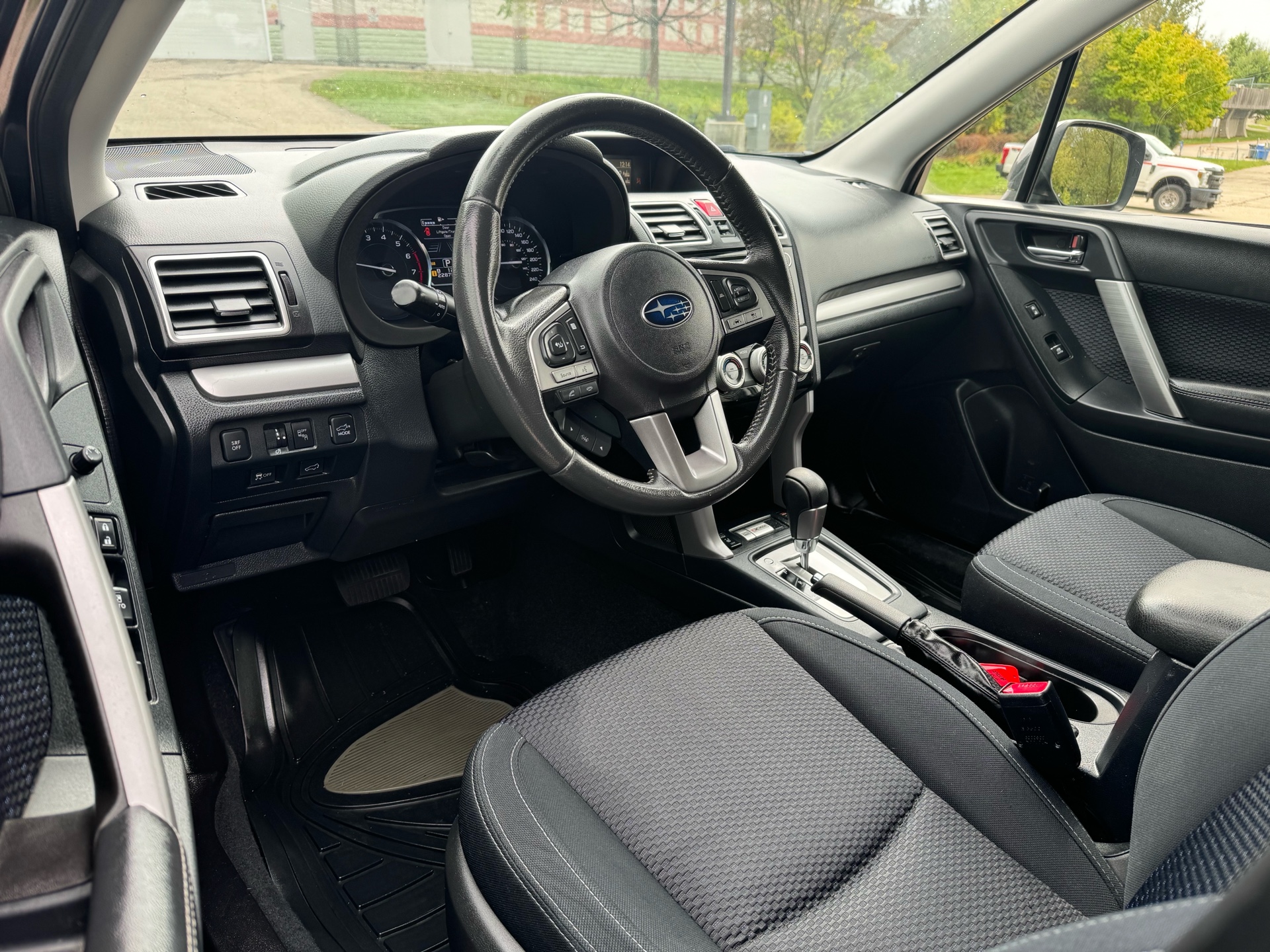 /canadacars/2017-Subaru-Forester-38327652774139165.jpg