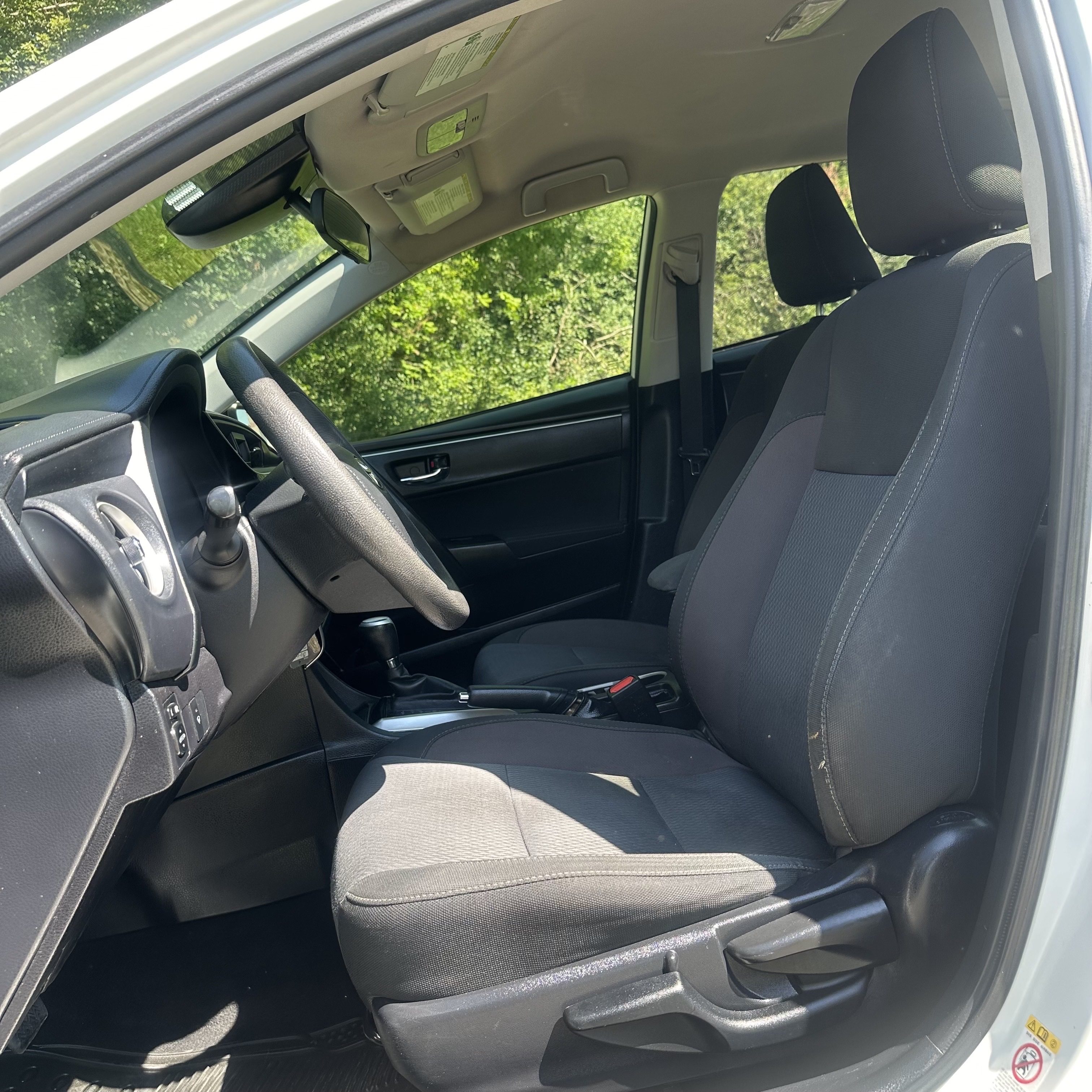 /canadacars/2017-Toyota-Corolla-5663540925243575.jpg
