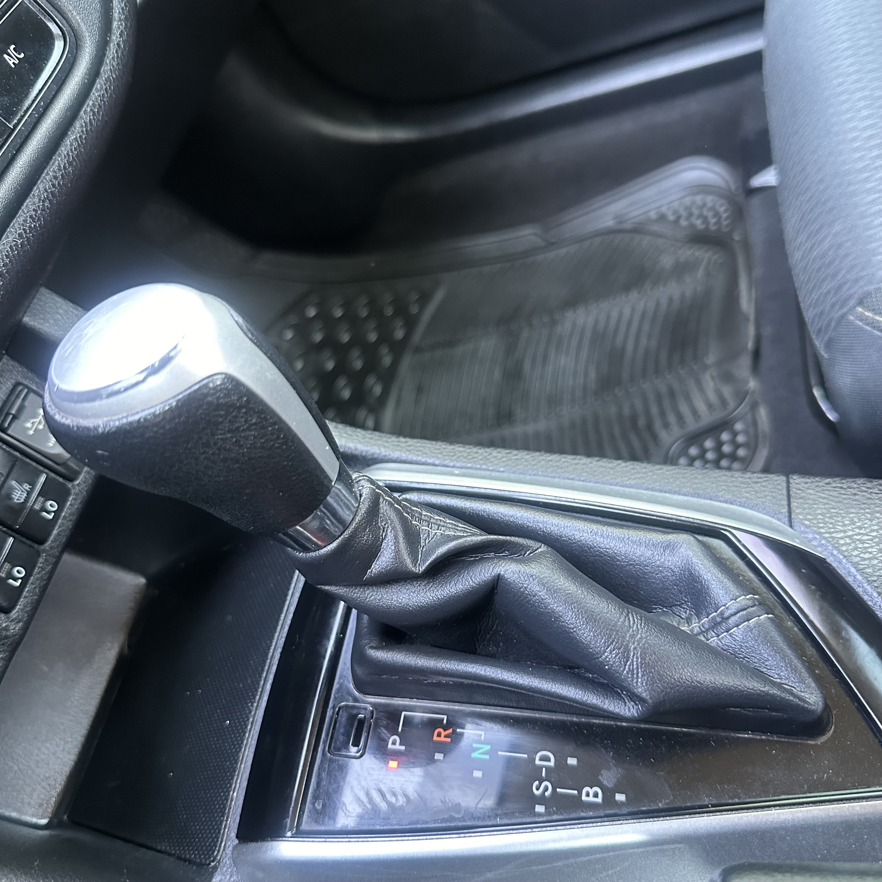 /canadacars/2017-Toyota-Corolla-5943715164256105.jpg
