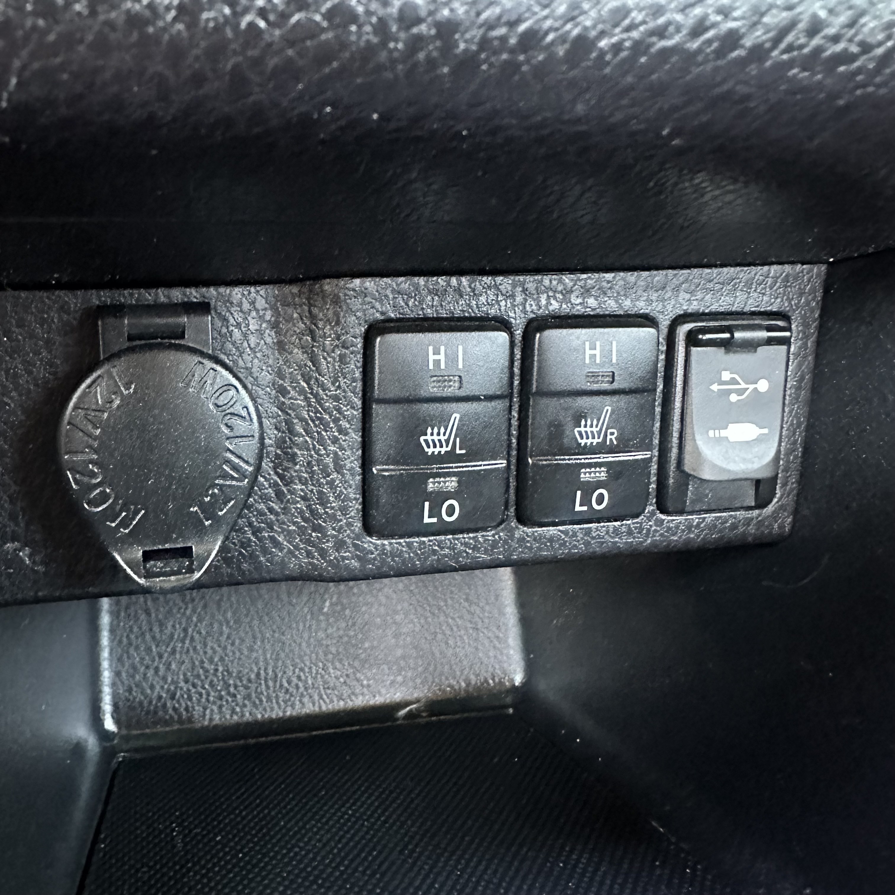 /canadacars/2017-Toyota-Corolla-6208036346315084.jpg