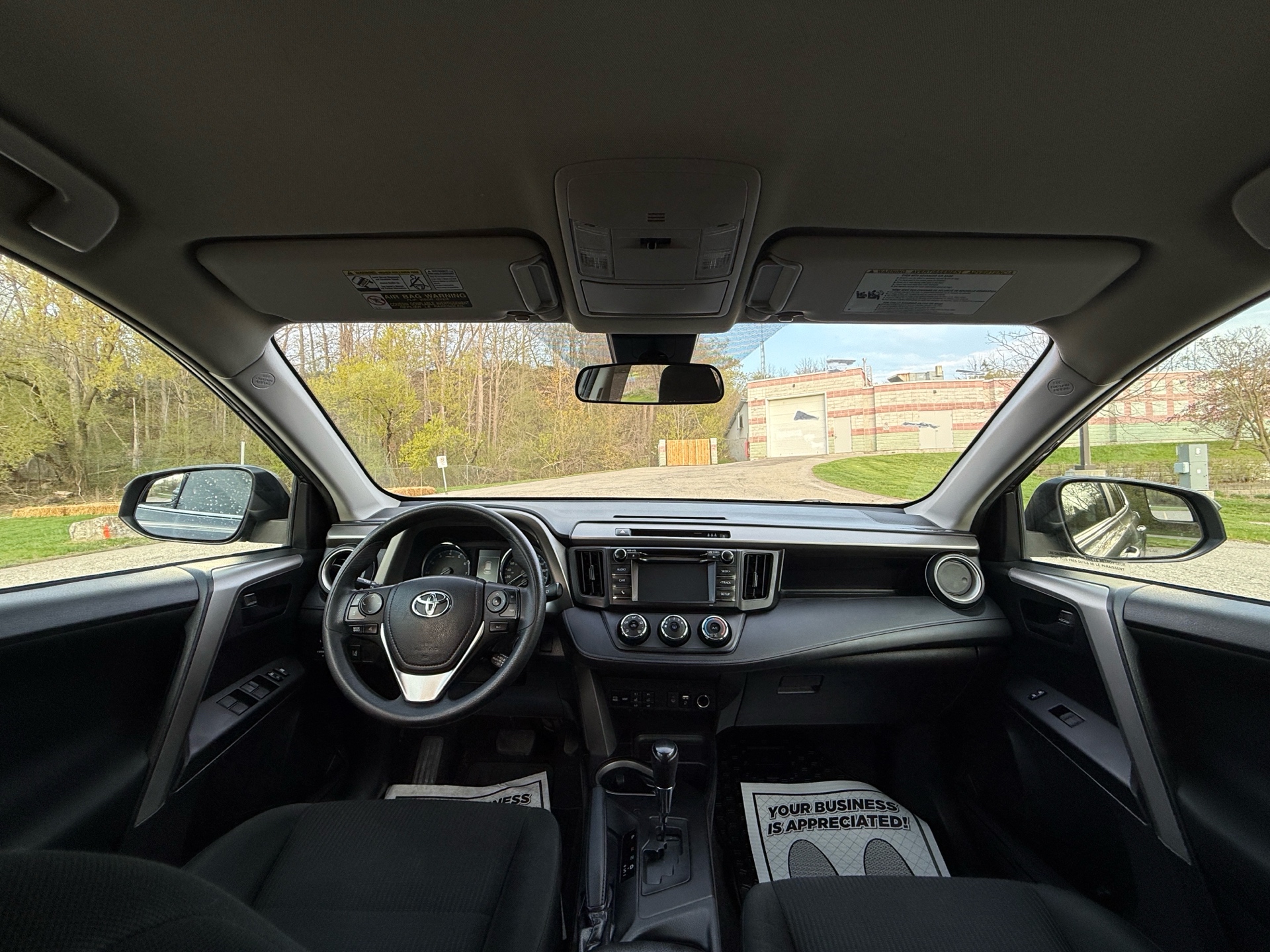/canadacars/2017-Toyota-RAV4-9456146891127295.jpg