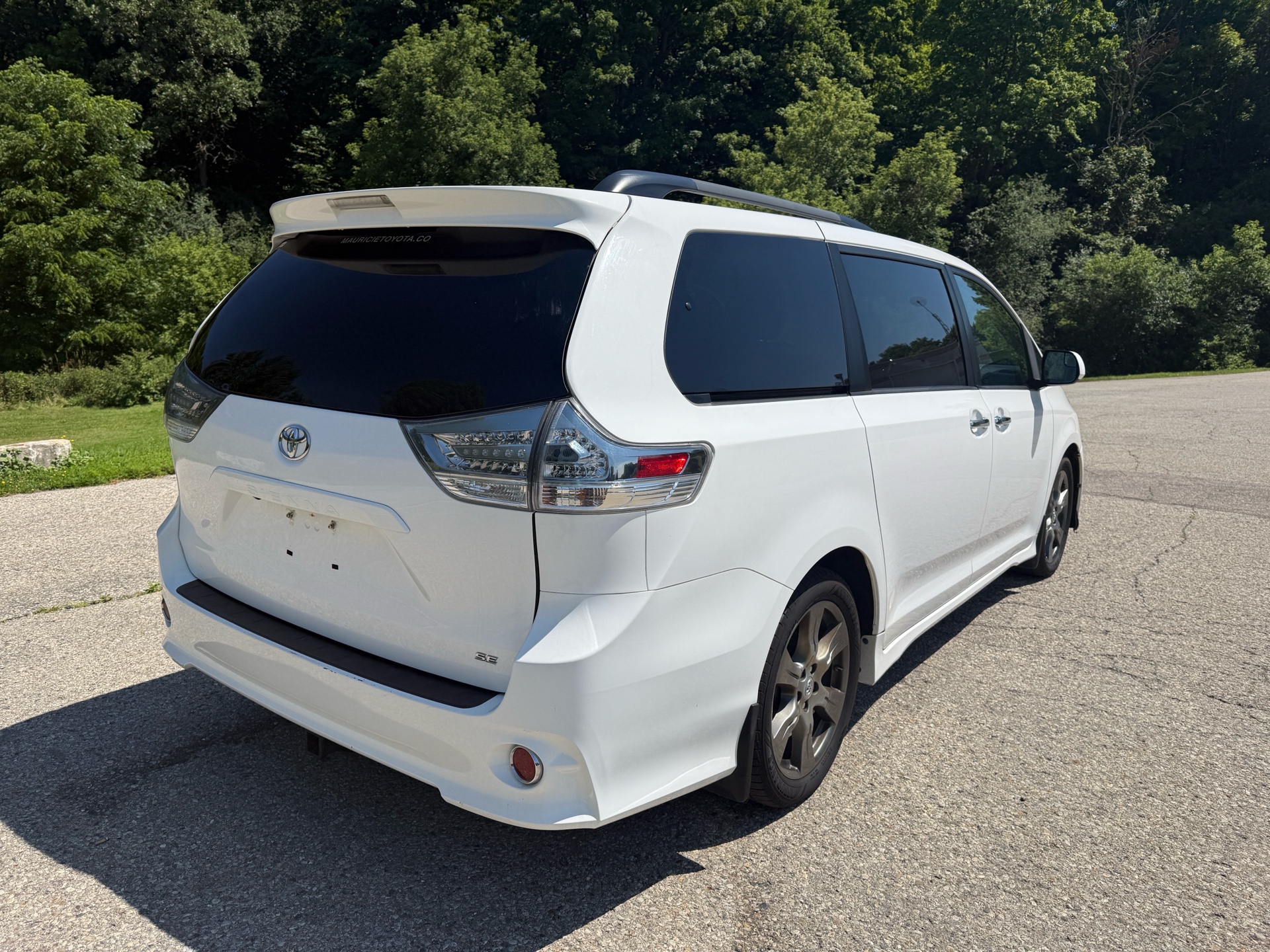 /canadacars/2017-Toyota-Sienna-5738449738670843.jpg
