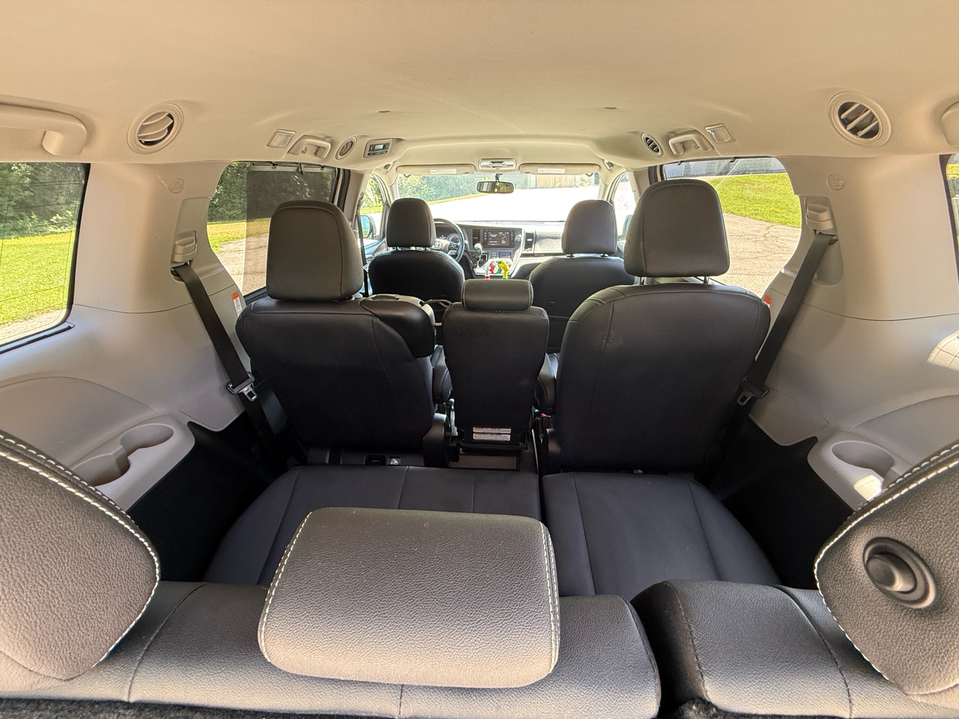 /canadacars/2017-Toyota-Sienna-8287430227397017.jpg
