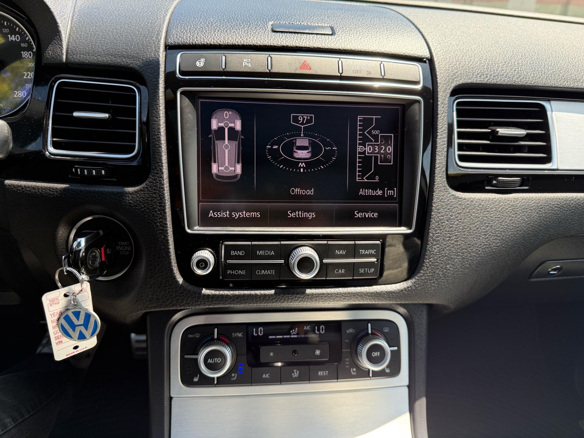 /canadacars/2017-Volkswagen-Touareg-4006932056767738.jpg