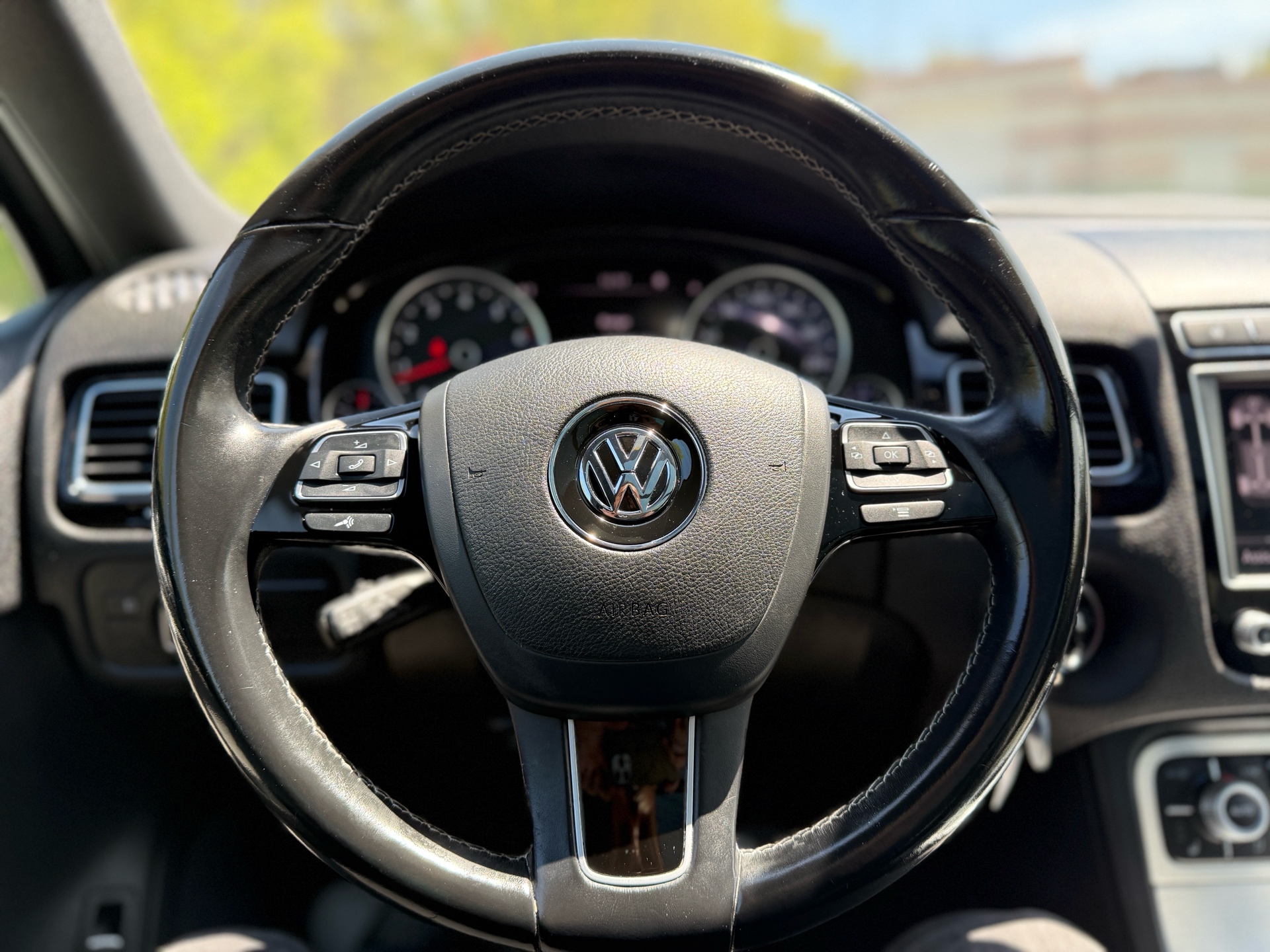 /canadacars/2017-Volkswagen-Touareg-41247932309910307.jpg
