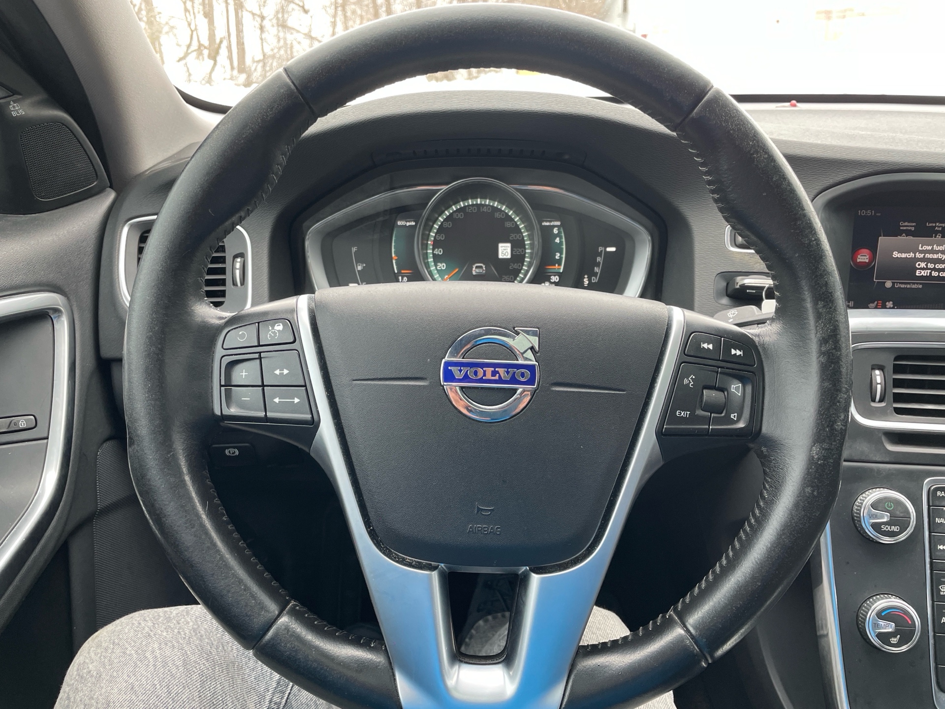 /canadacars/2017-Volvo-S60-08094291132110754.jpg