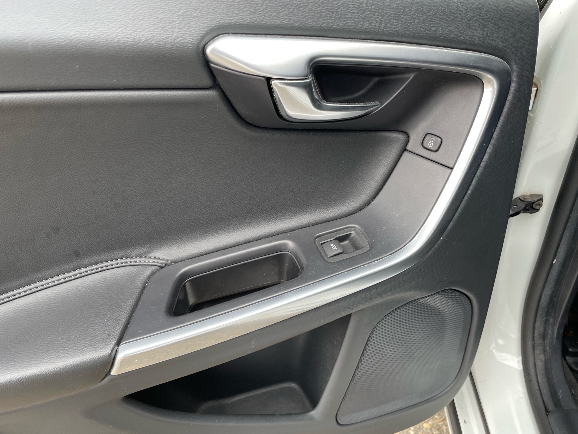 /canadacars/2017-Volvo-S60-3198242120069714.jpg