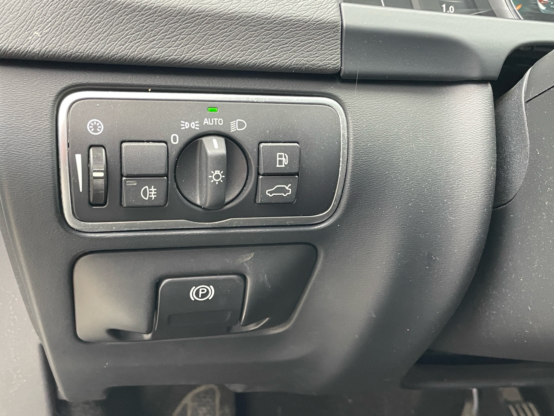 /canadacars/2017-Volvo-S60-8058186176423348.jpg