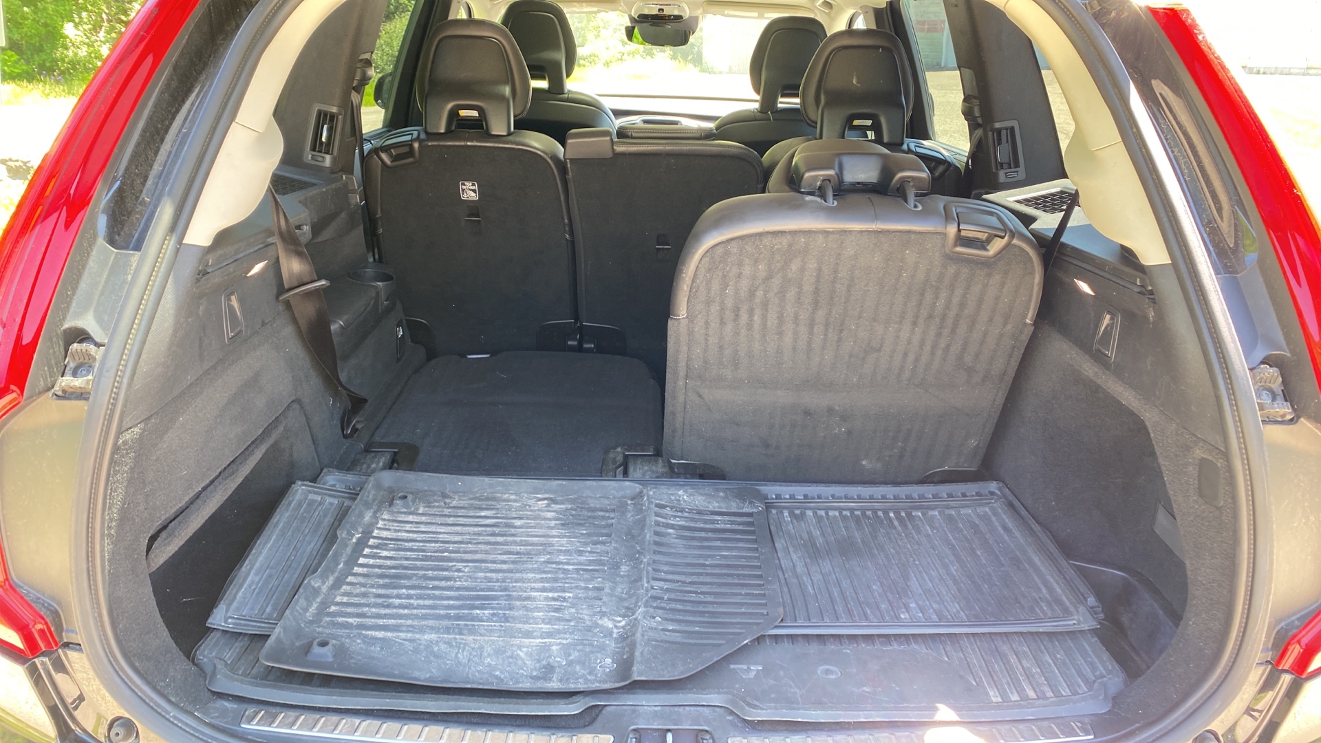 /canadacars/2017-Volvo-XC90Hybrid-14733565839690654.jpg