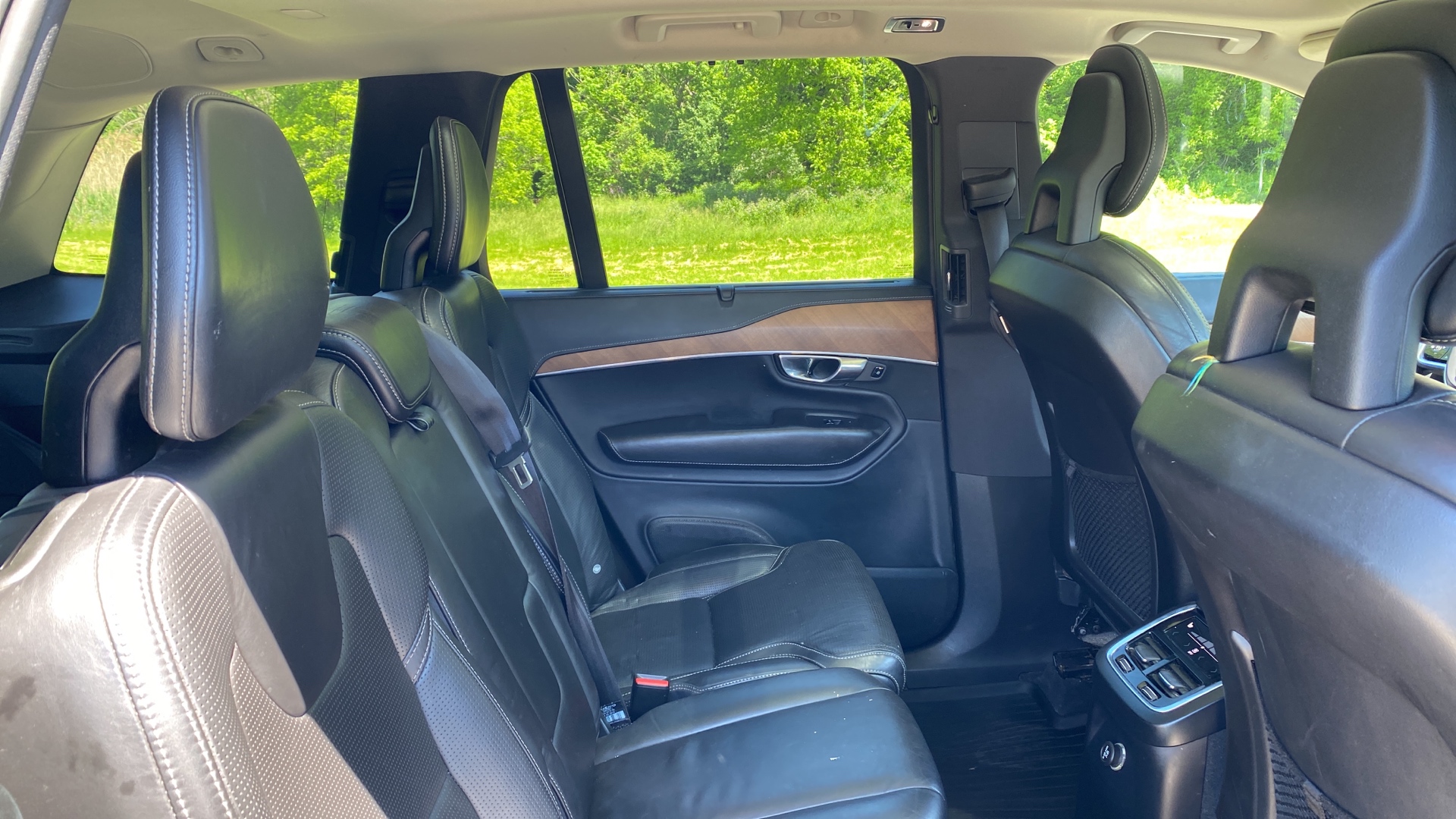 /canadacars/2017-Volvo-XC90Hybrid-45142826768833055.jpg