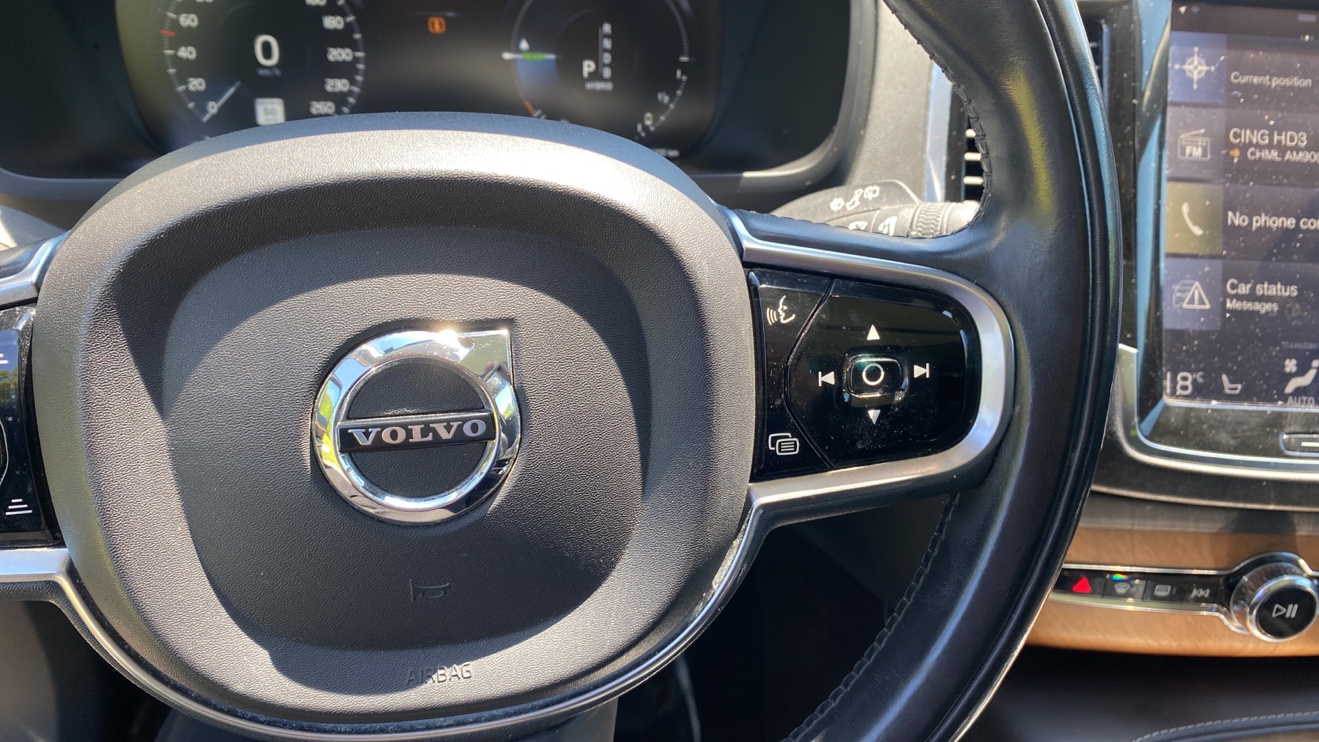 /canadacars/2017-Volvo-XC90Hybrid-47201324983033.jpg