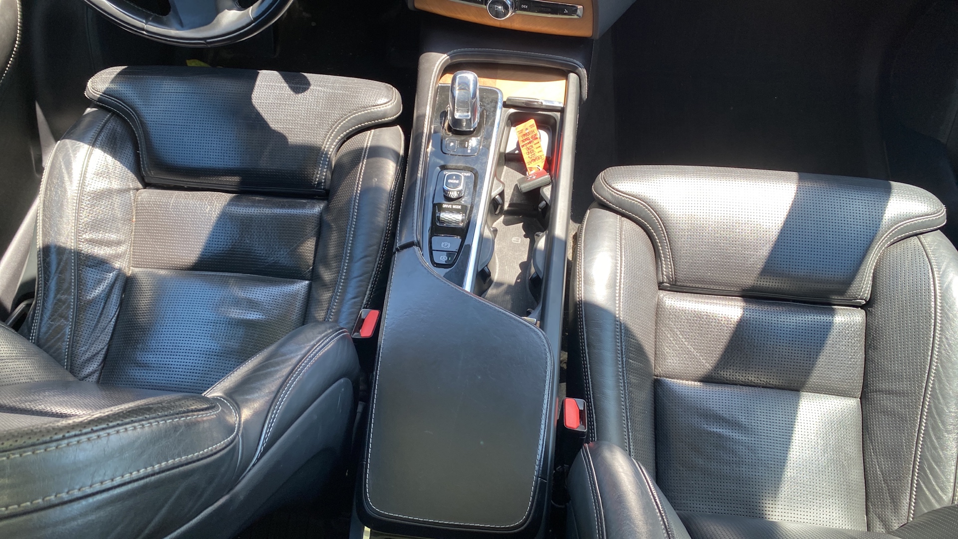 /canadacars/2017-Volvo-XC90Hybrid-9595003828439801.jpg