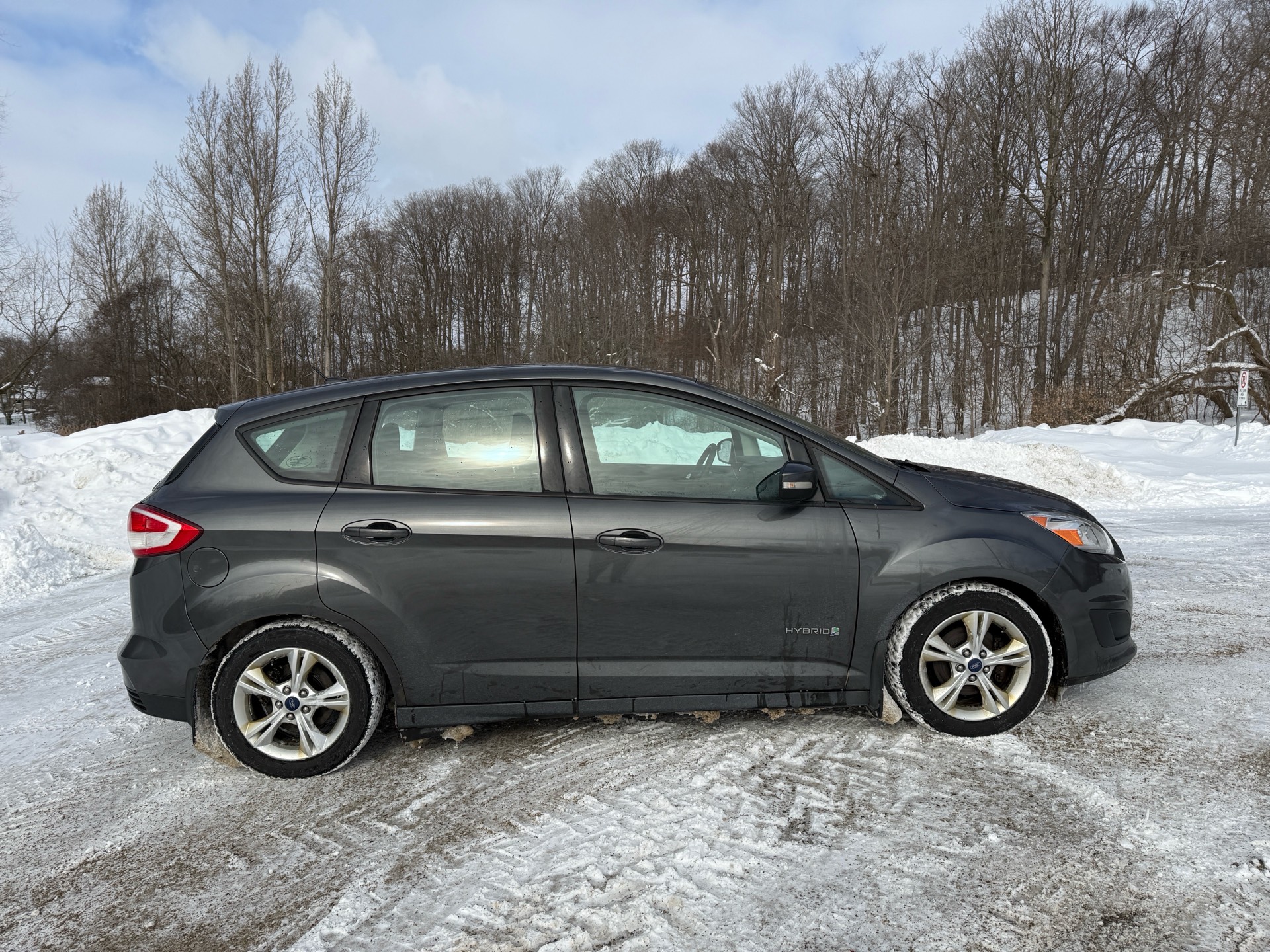 /canadacars/2018-Ford-C-MaxHybrid-45458343415517555.jpg