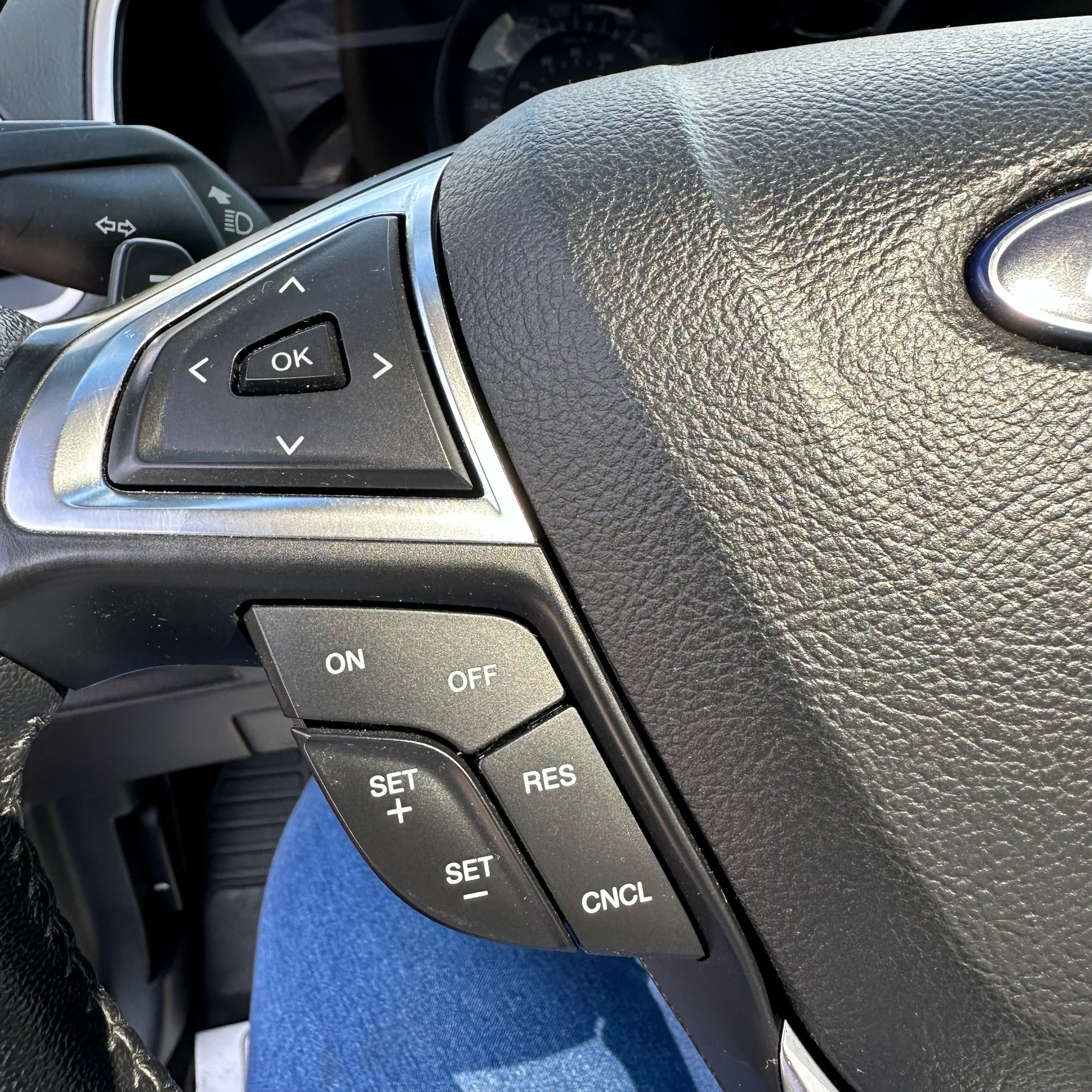 /canadacars/2018-Ford-Edge-5028352397644407.jpg