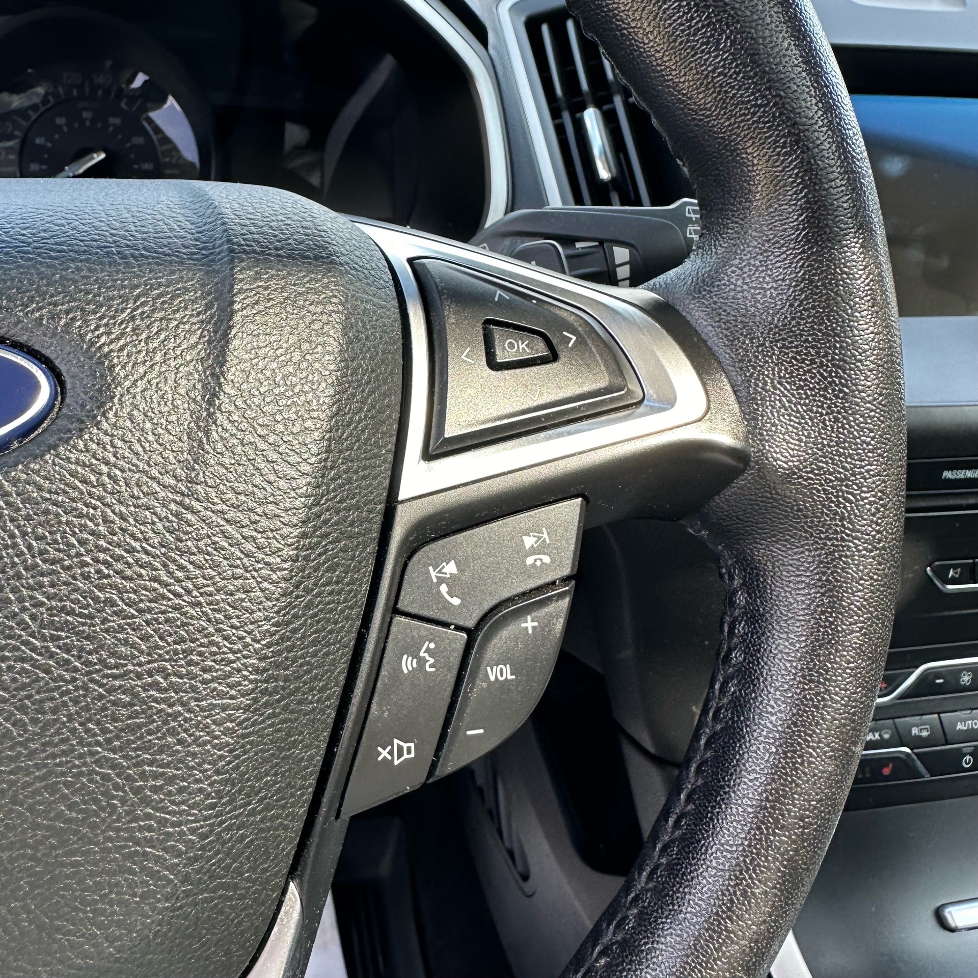 /canadacars/2018-Ford-Edge-745297995644782.jpg