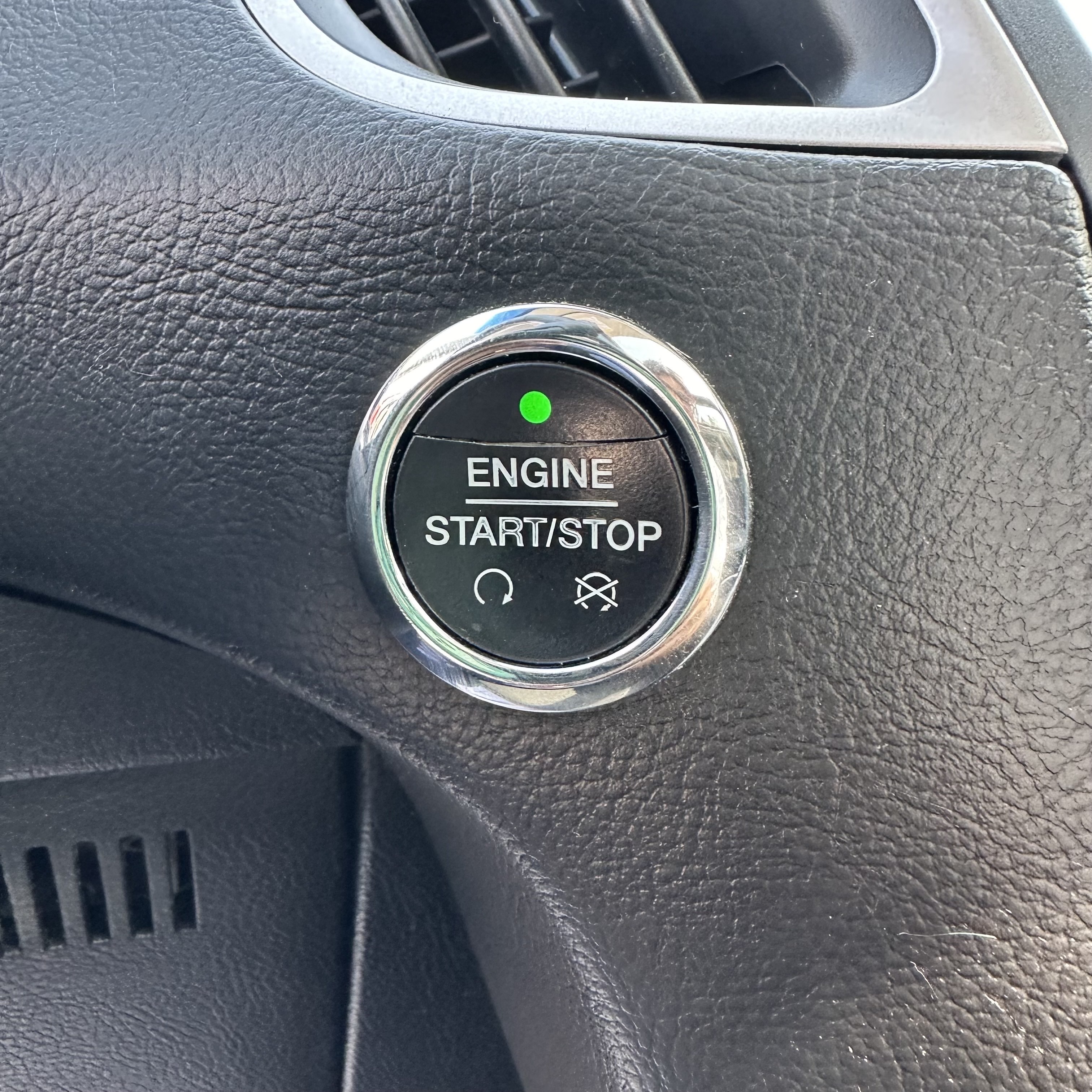 /canadacars/2018-Ford-Edge-7971108621270577.jpg