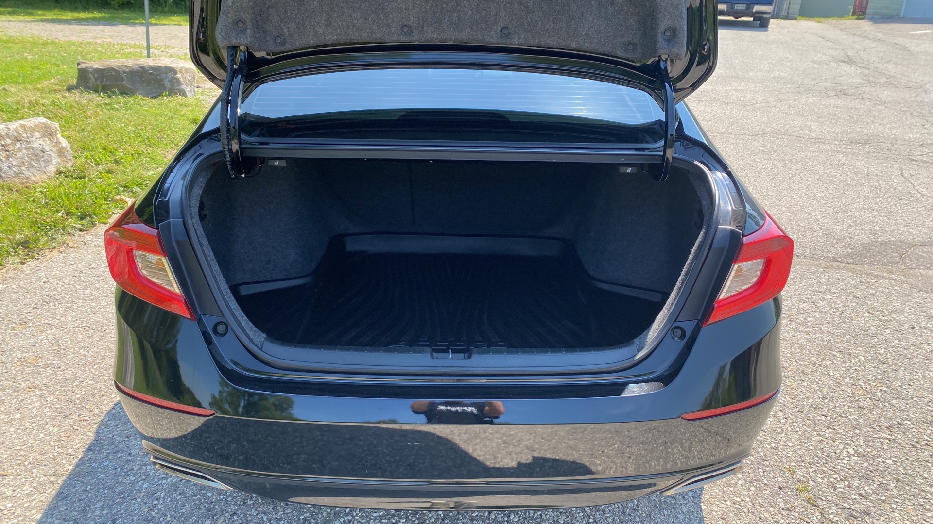 /canadacars/2018-Honda-Accord-8510567100909832.jpg