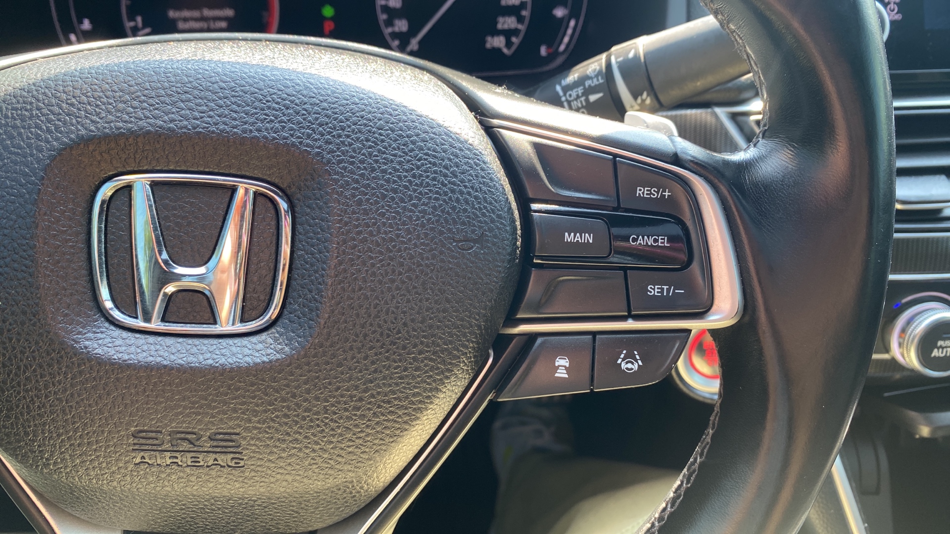 /canadacars/2018-Honda-Accord-8881712929450765.jpg