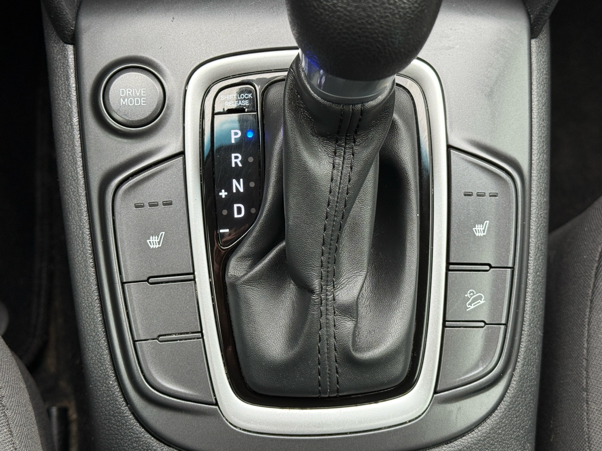 /canadacars/2018-Hyundai-Kona-6069852702026102.jpg