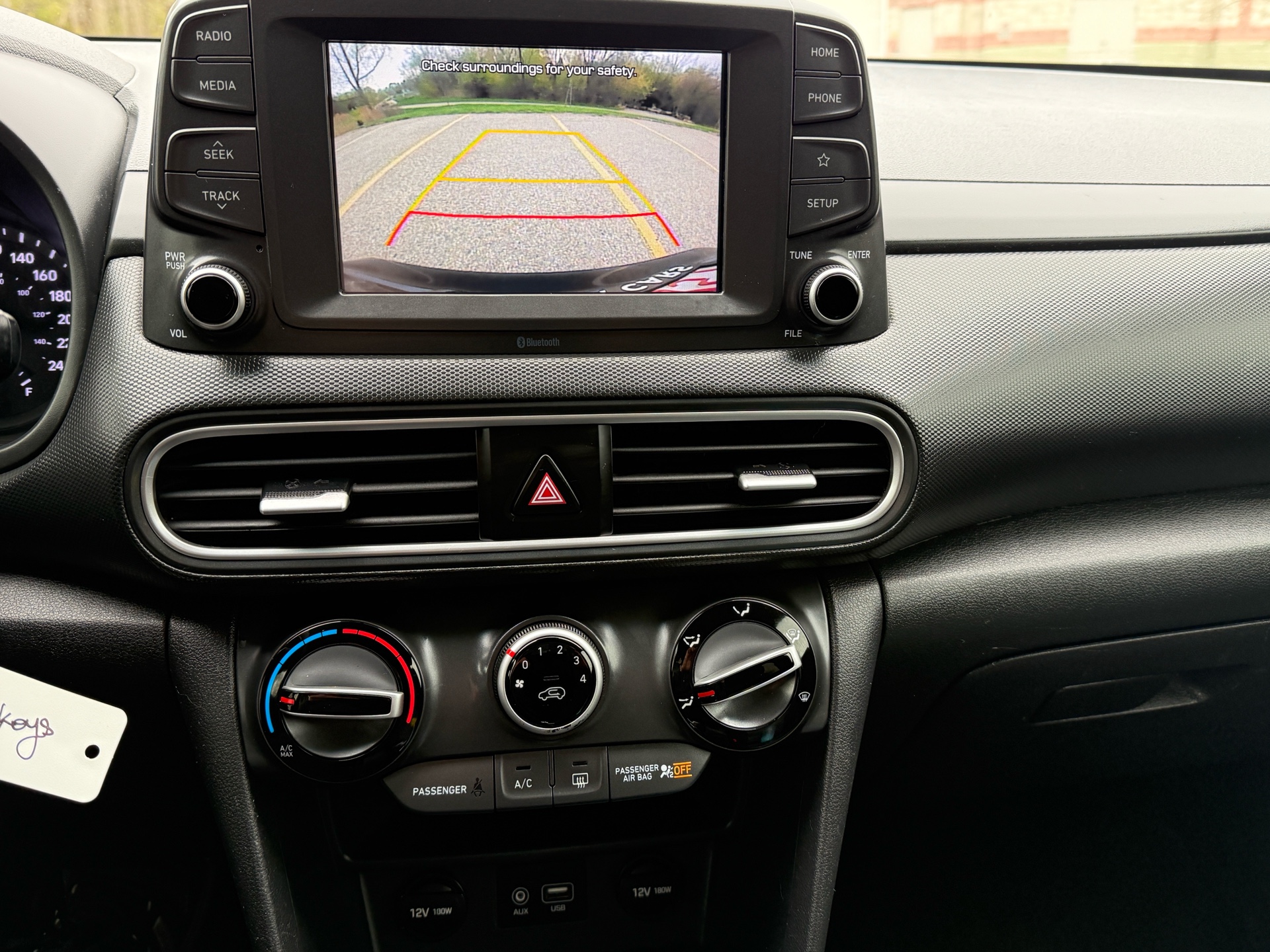 /canadacars/2018-Hyundai-Kona-989084238941287.jpg