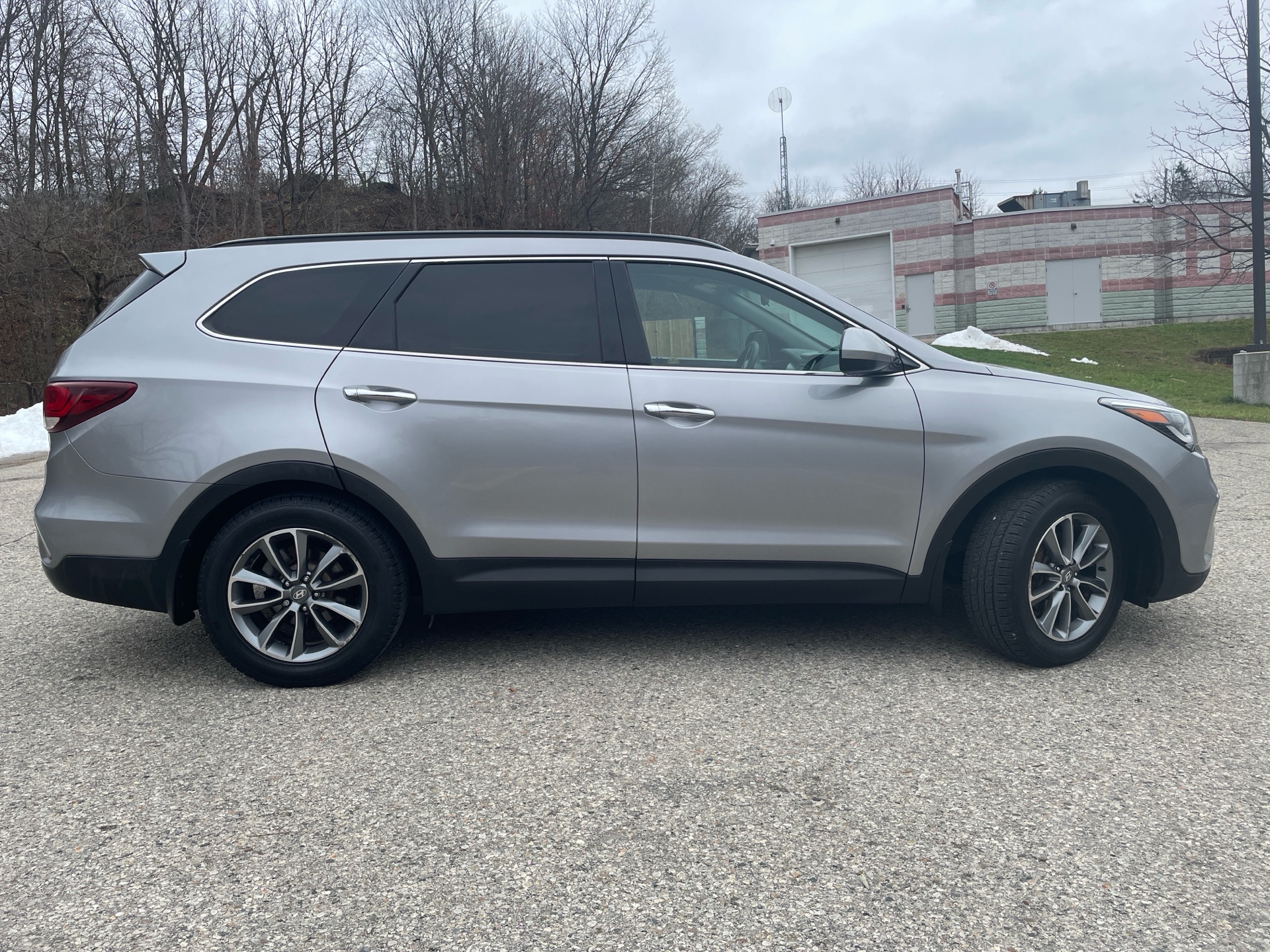 /canadacars/2018-Hyundai-SantaFe-012230509244667065.jpg