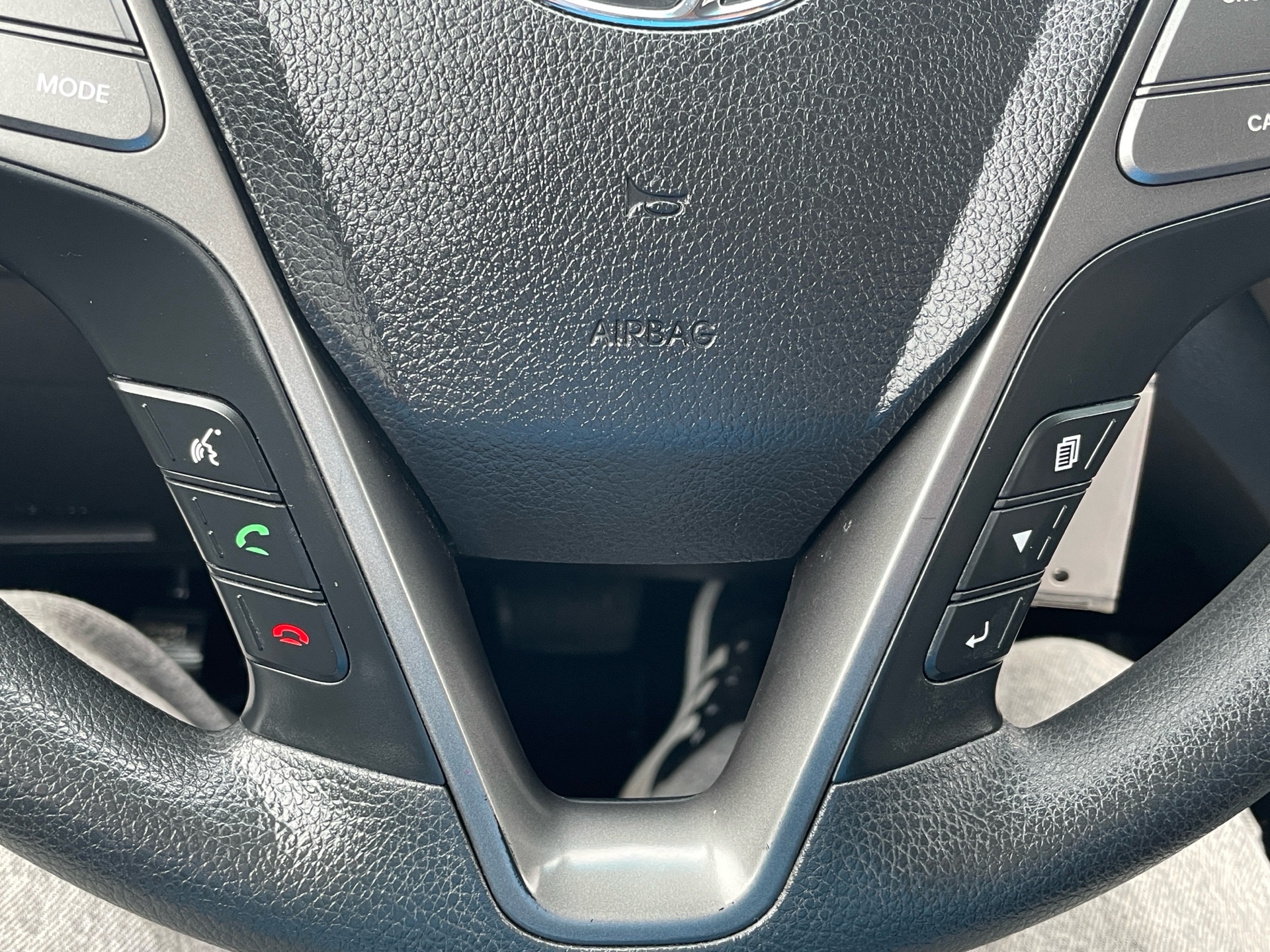 /canadacars/2018-Hyundai-SantaFe-6655697569004049.jpg
