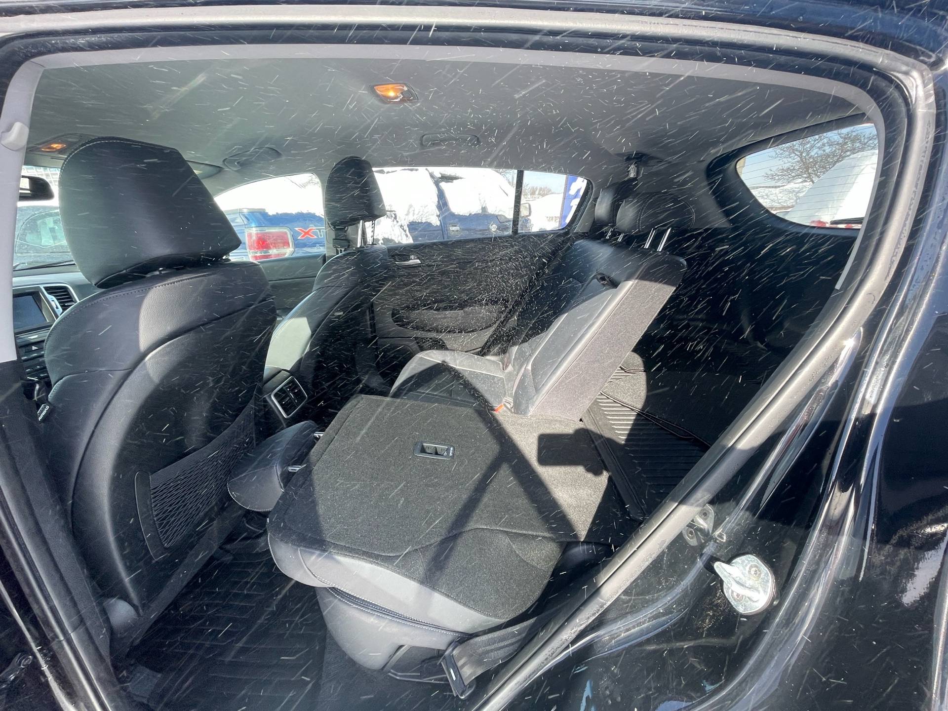/canadacars/2018-Kia-Sportage-053697940733164584.jpg
