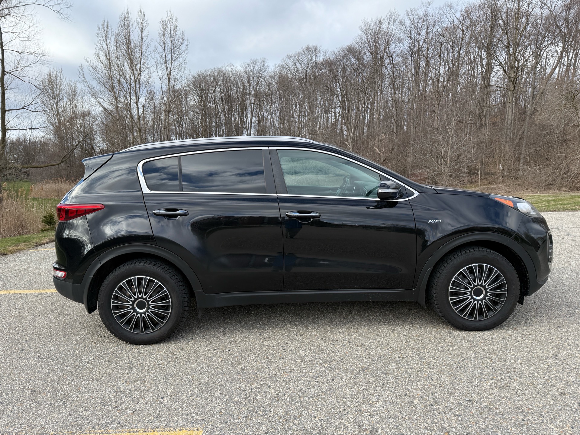 /canadacars/2018-Kia-Sportage-6021339100318466.jpg