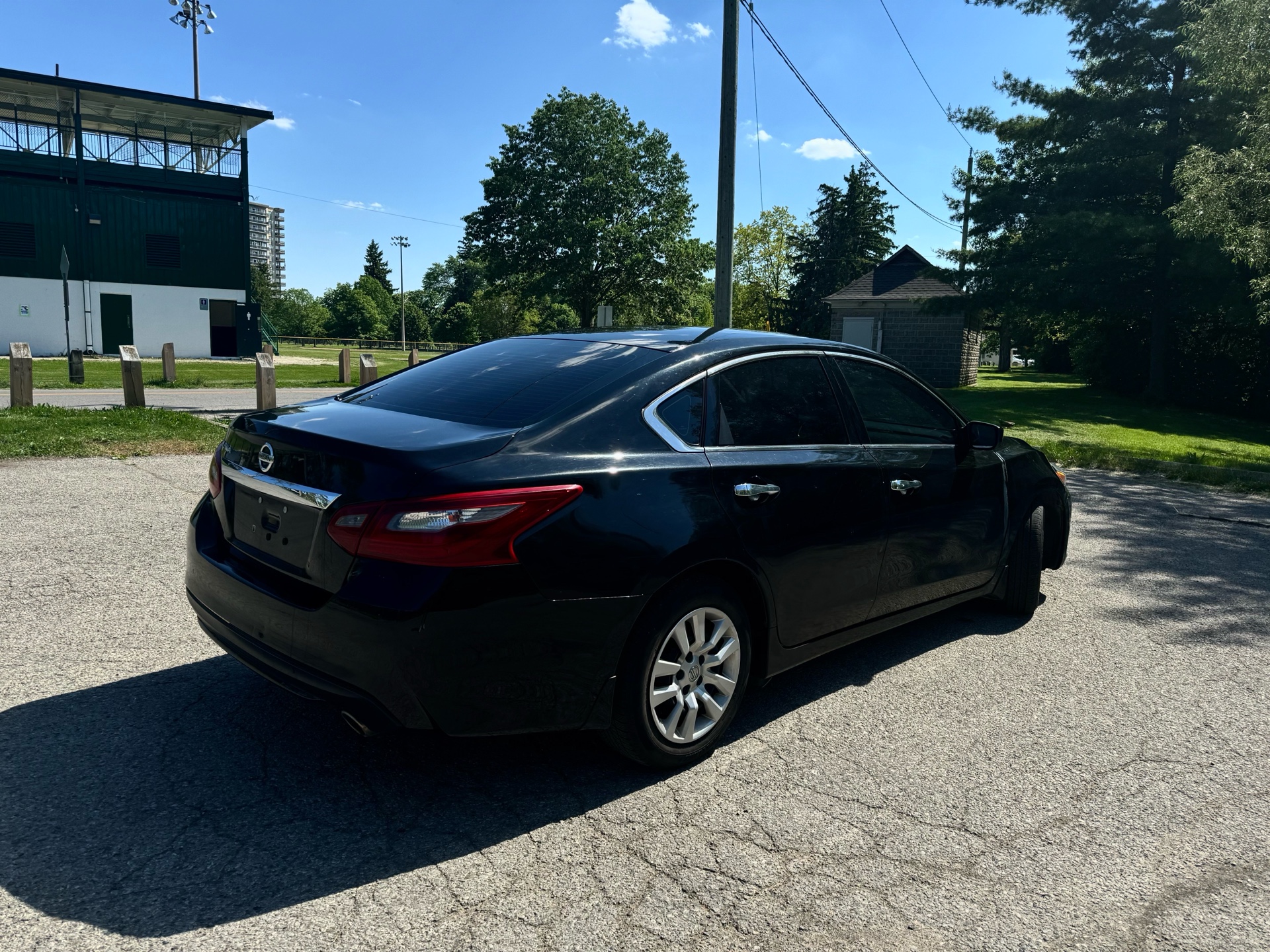 /canadacars/2018-Nissan-Altima-11139127059794784.jpg