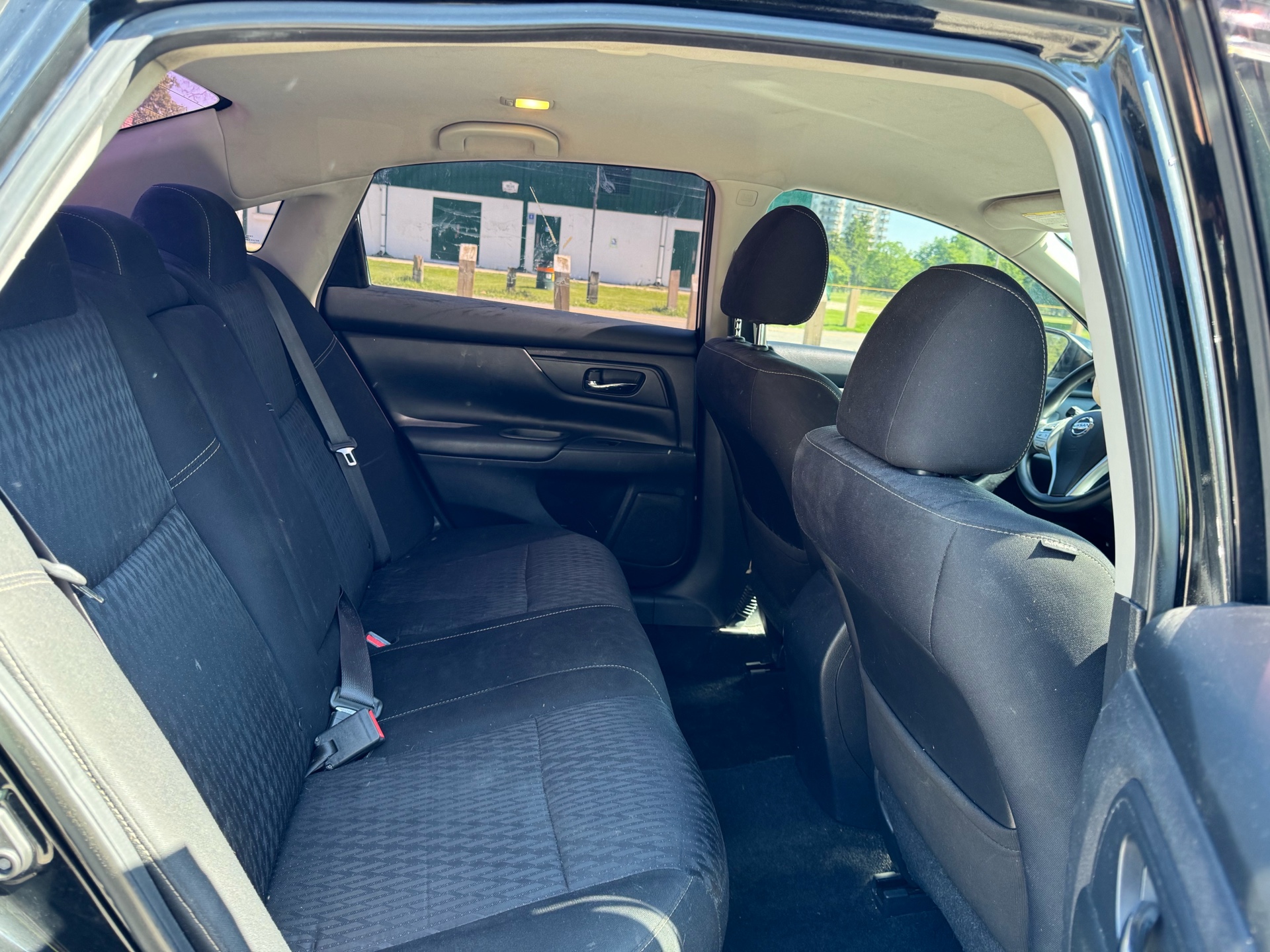 /canadacars/2018-Nissan-Altima-2571328749216555.jpg