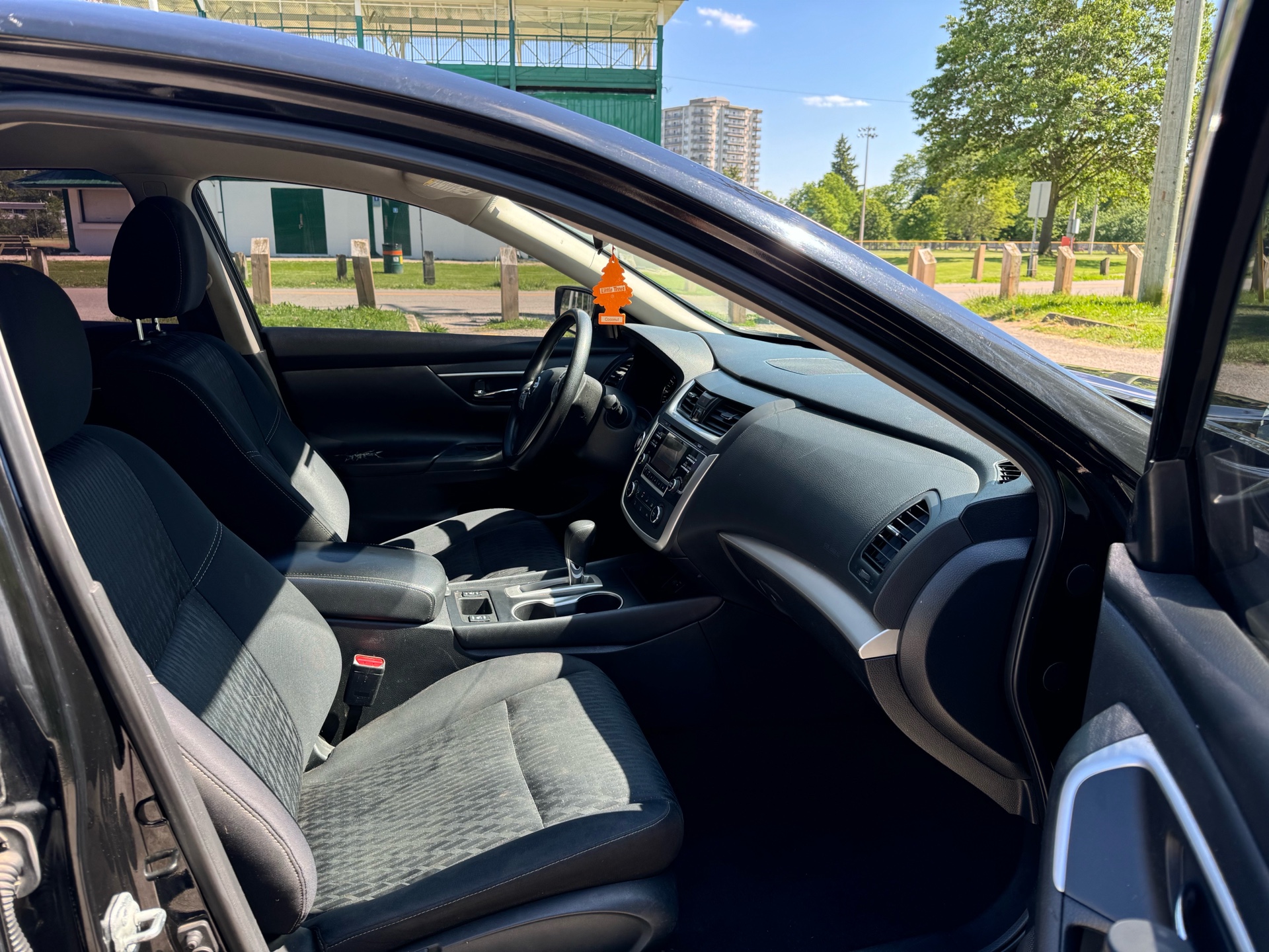 /canadacars/2018-Nissan-Altima-8649773674851178.jpg