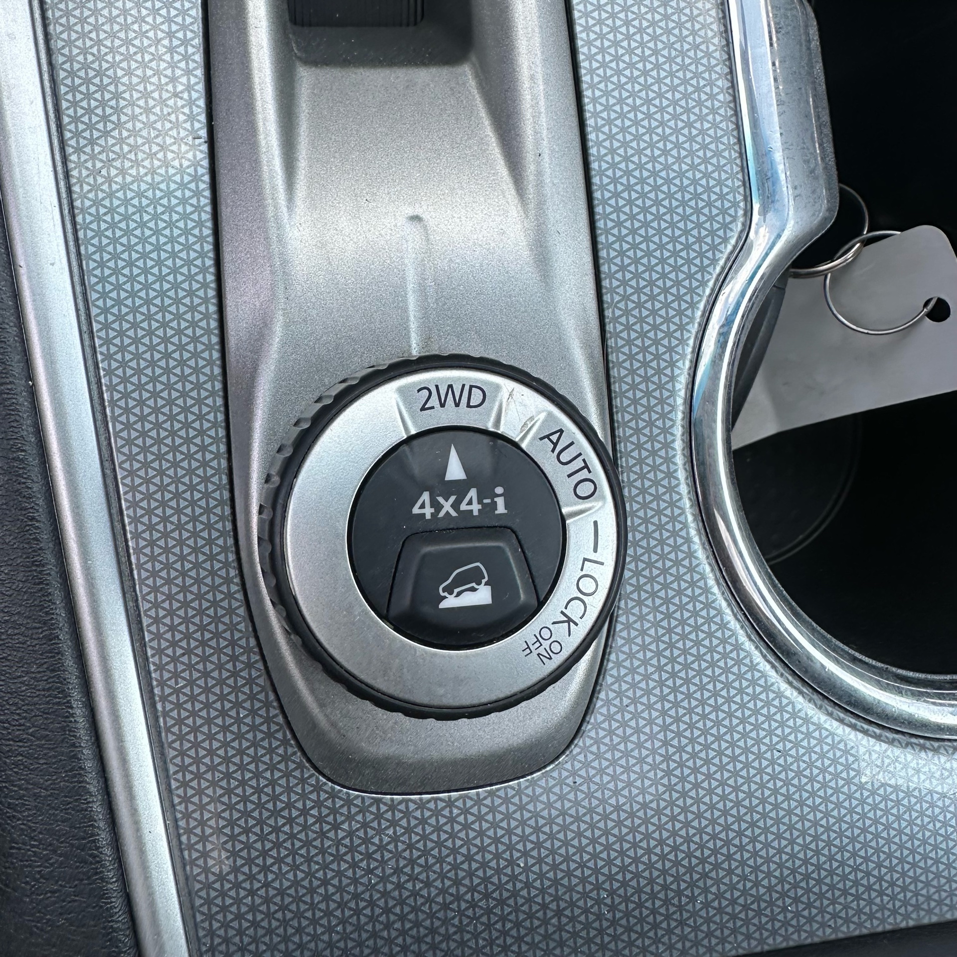 /canadacars/2018-Nissan-Pathfinder-07885643125429653.jpg