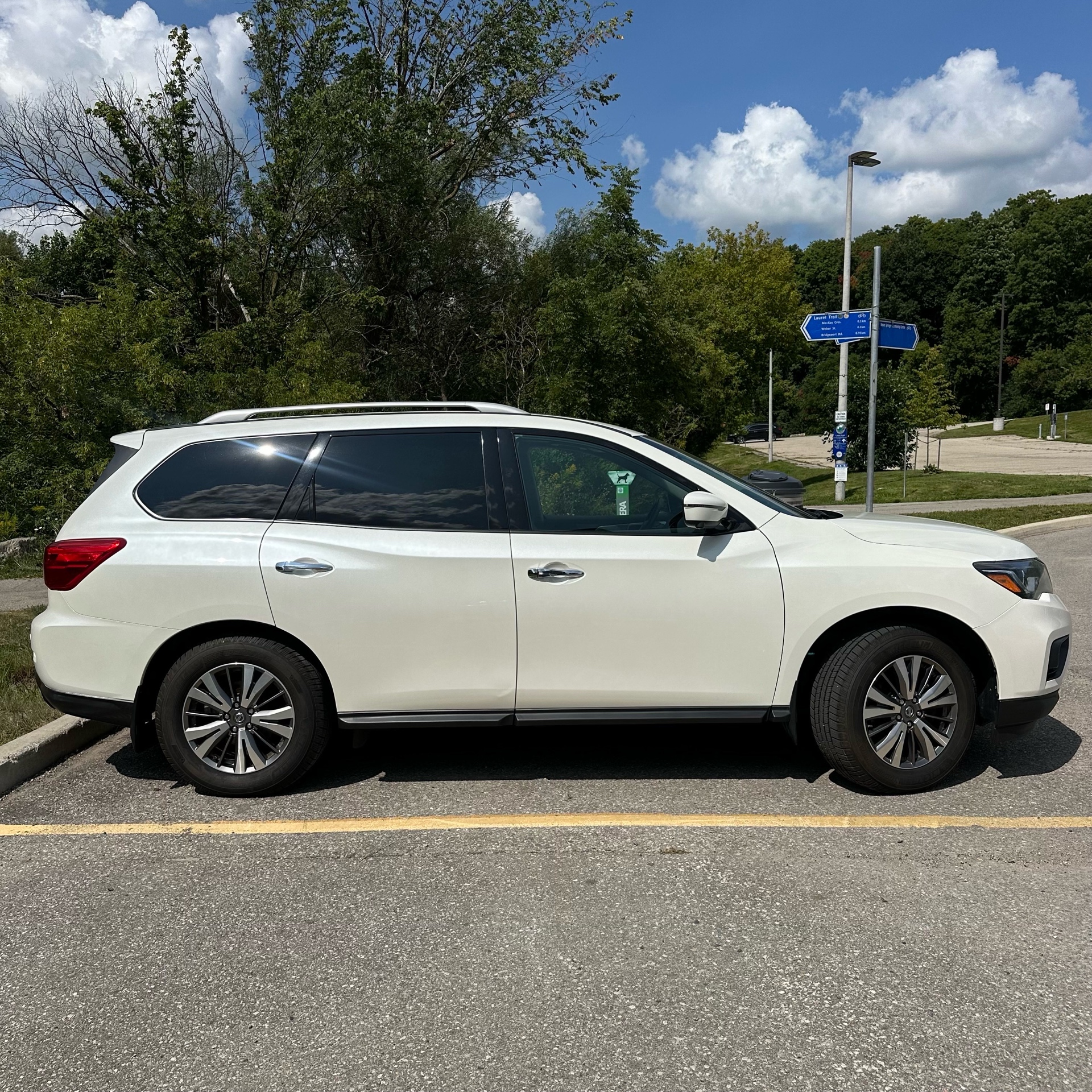 /canadacars/2018-Nissan-Pathfinder-6132015319461157.jpg
