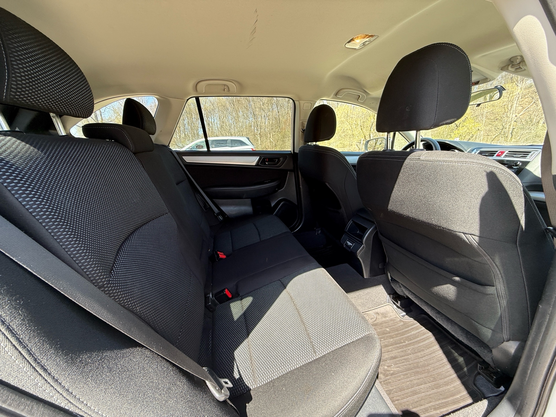 /canadacars/2018-Subaru-Outback-04605900003484509.jpg