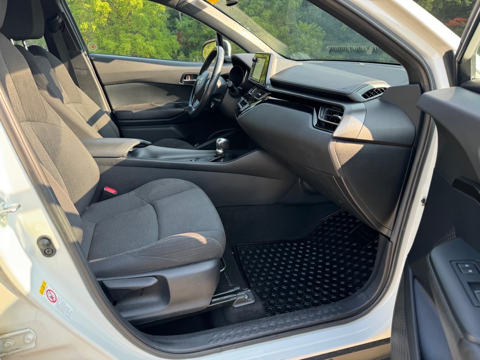 /canadacars/2018-Toyota-C-HR-2596099980459998.jpg