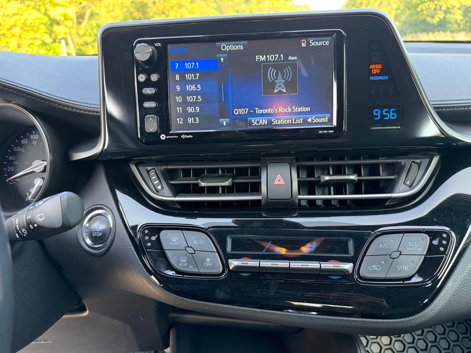 /canadacars/2018-Toyota-C-HR-6324724159210491.jpg