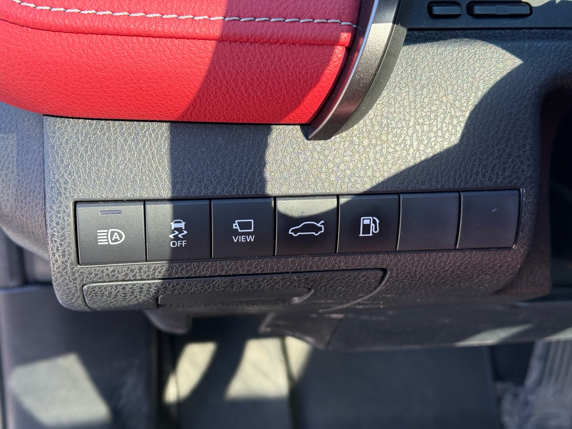 /canadacars/2018-Toyota-Camry-13038144567717858.jpg
