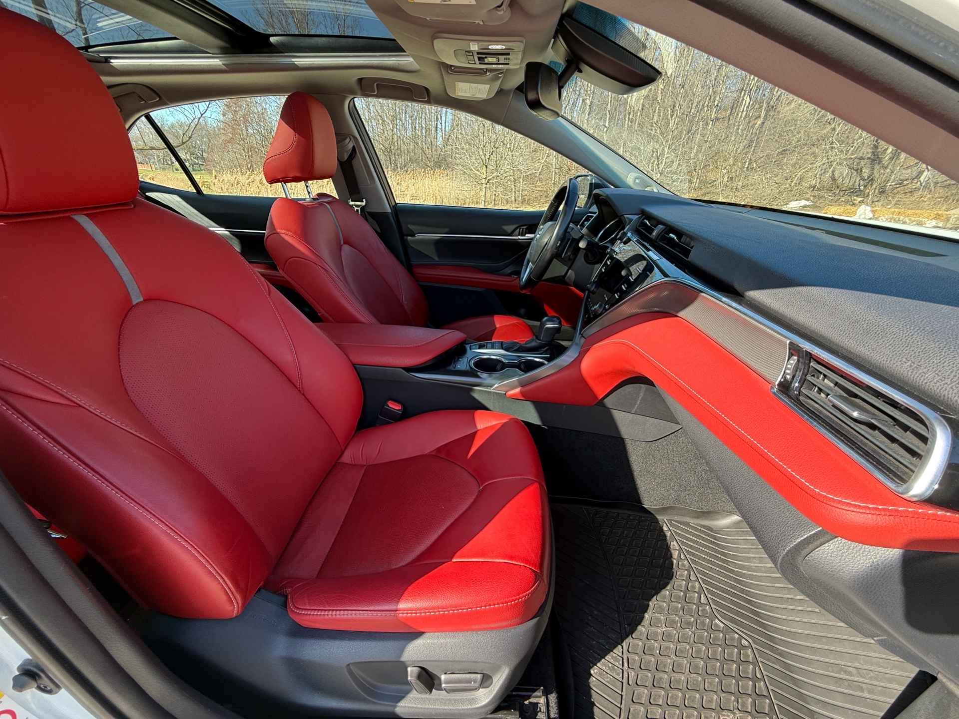 /canadacars/2018-Toyota-Camry-49448574213734053.jpg