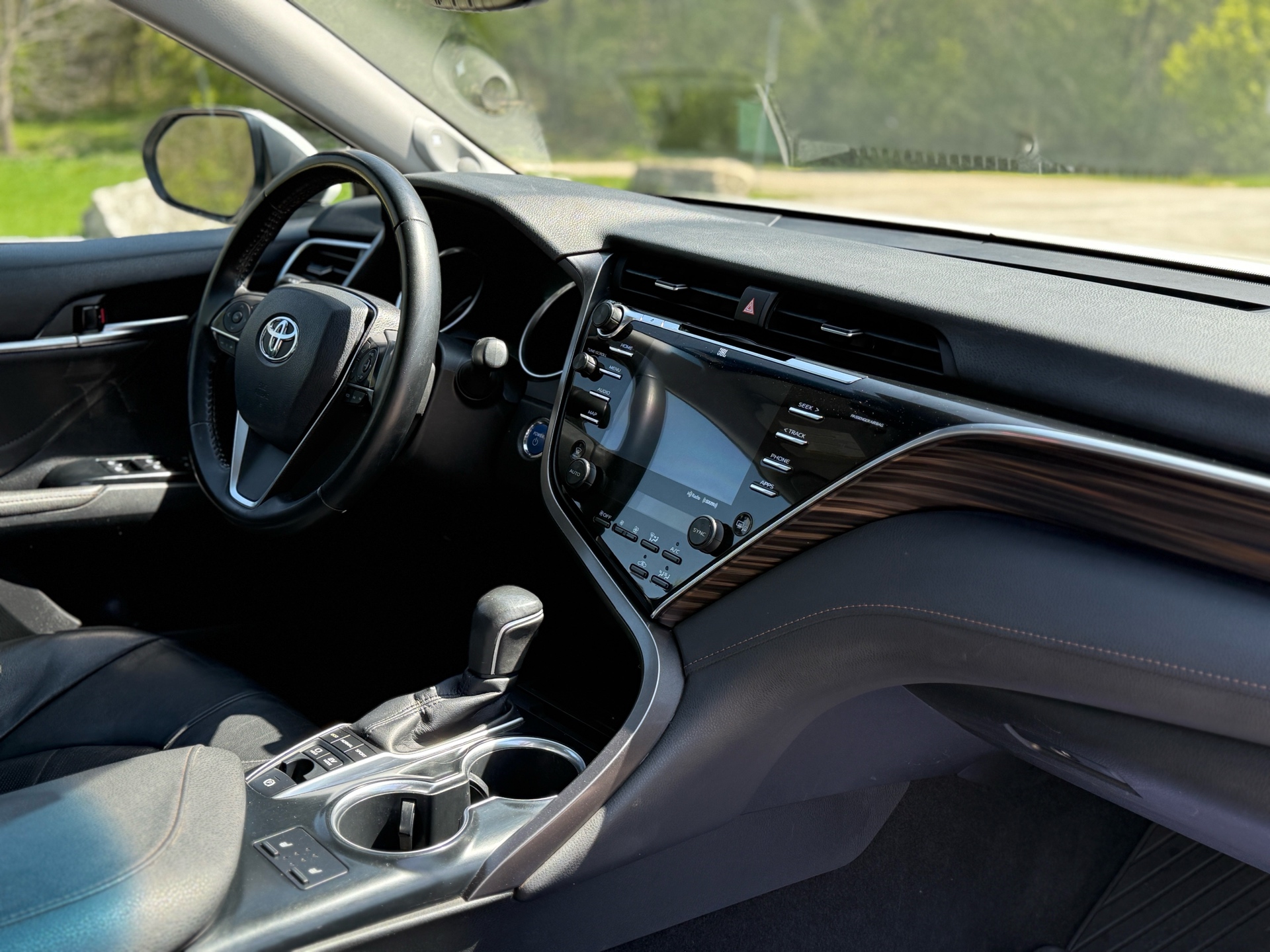 /canadacars/2018-Toyota-CamryHybrid-6747076552831508.jpg