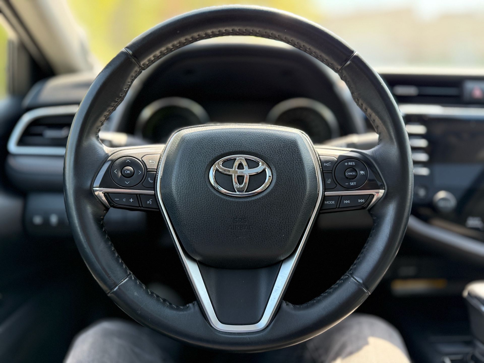 /canadacars/2018-Toyota-CamryHybrid-7077831997288546.jpg