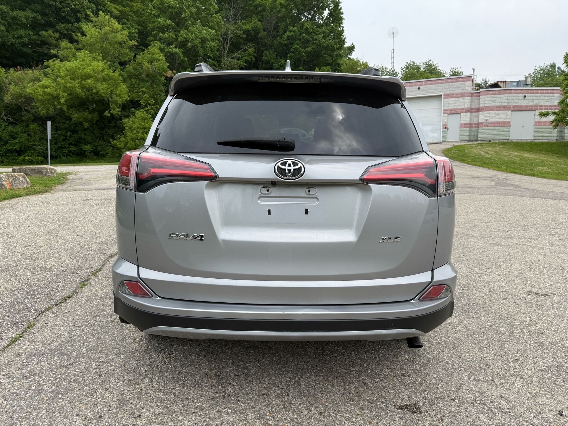 /canadacars/2018-Toyota-RAV4-19534097124292704.jpg