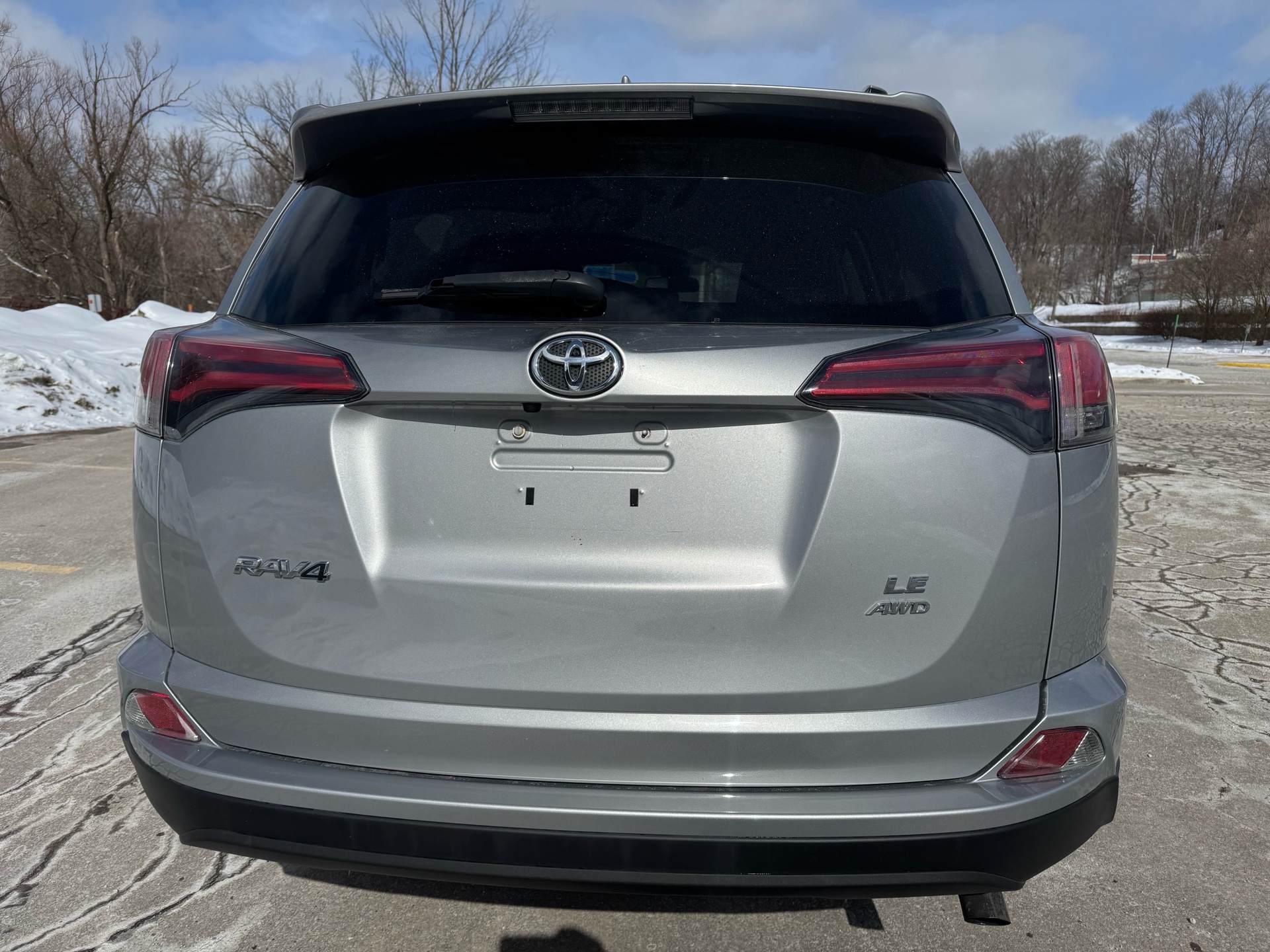 /canadacars/2018-Toyota-RAV4-8392741868014473.jpg