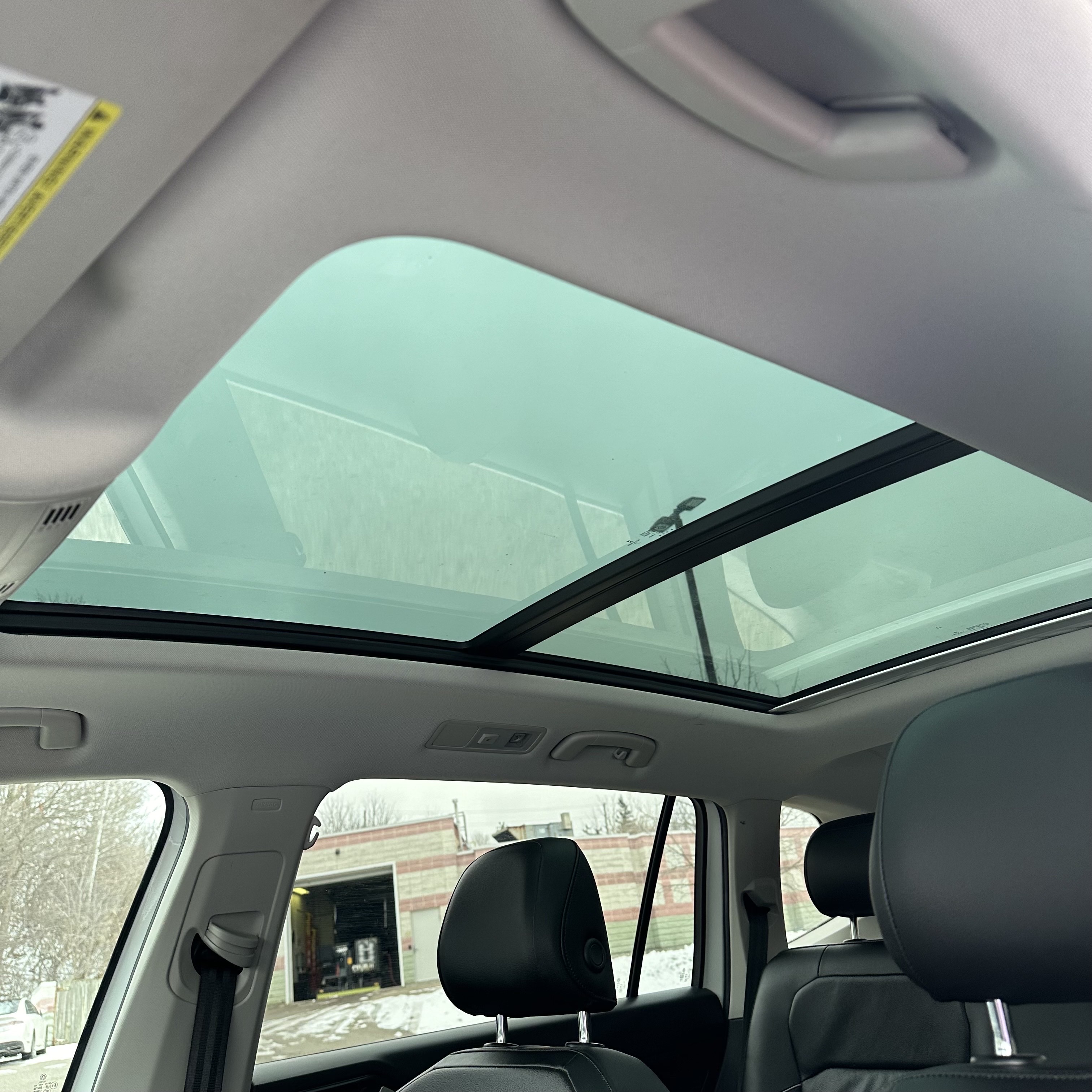 /canadacars/2018-Volkswagen-Tiguan-41277303577521196.jpg