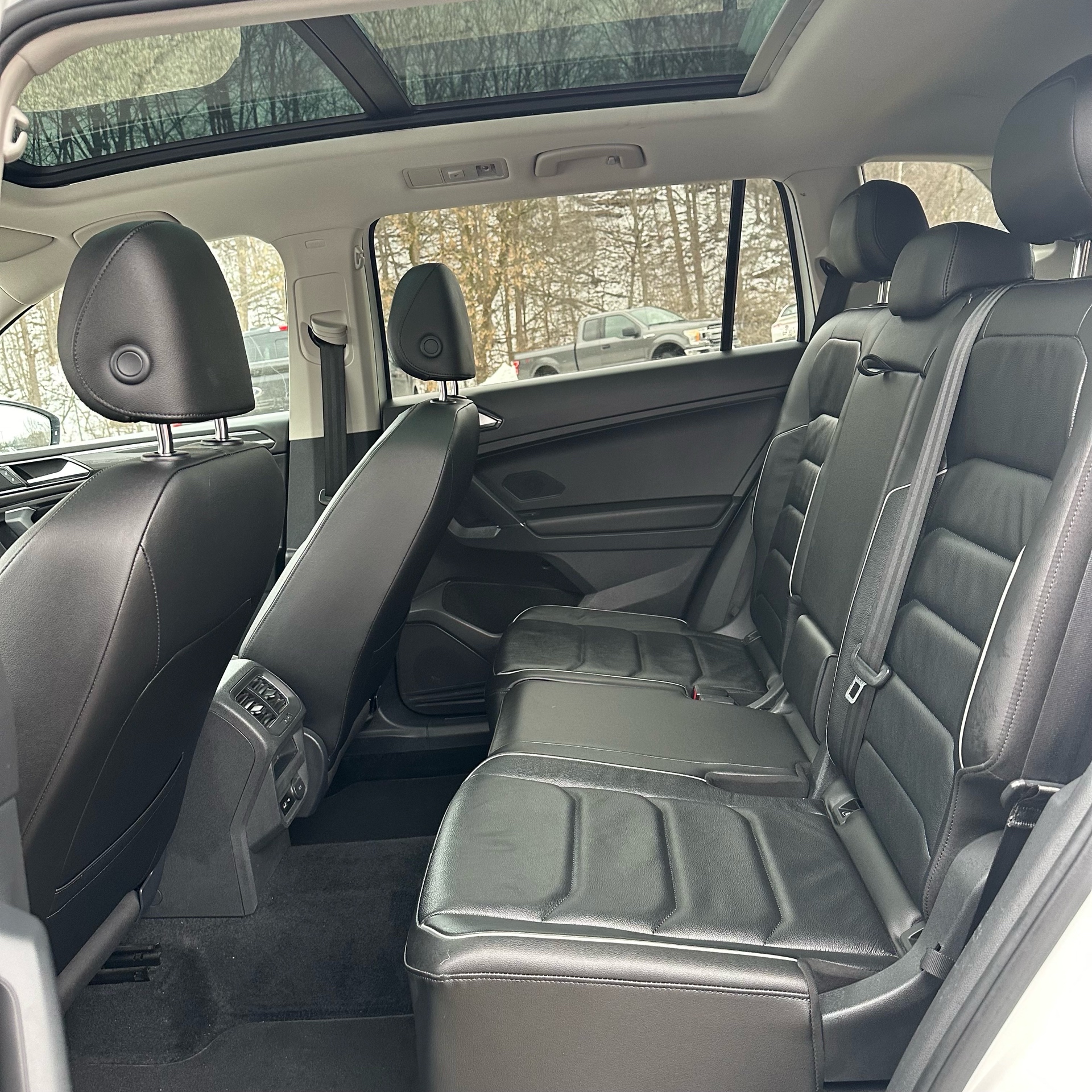 /canadacars/2018-Volkswagen-Tiguan-9349210856131291.jpg